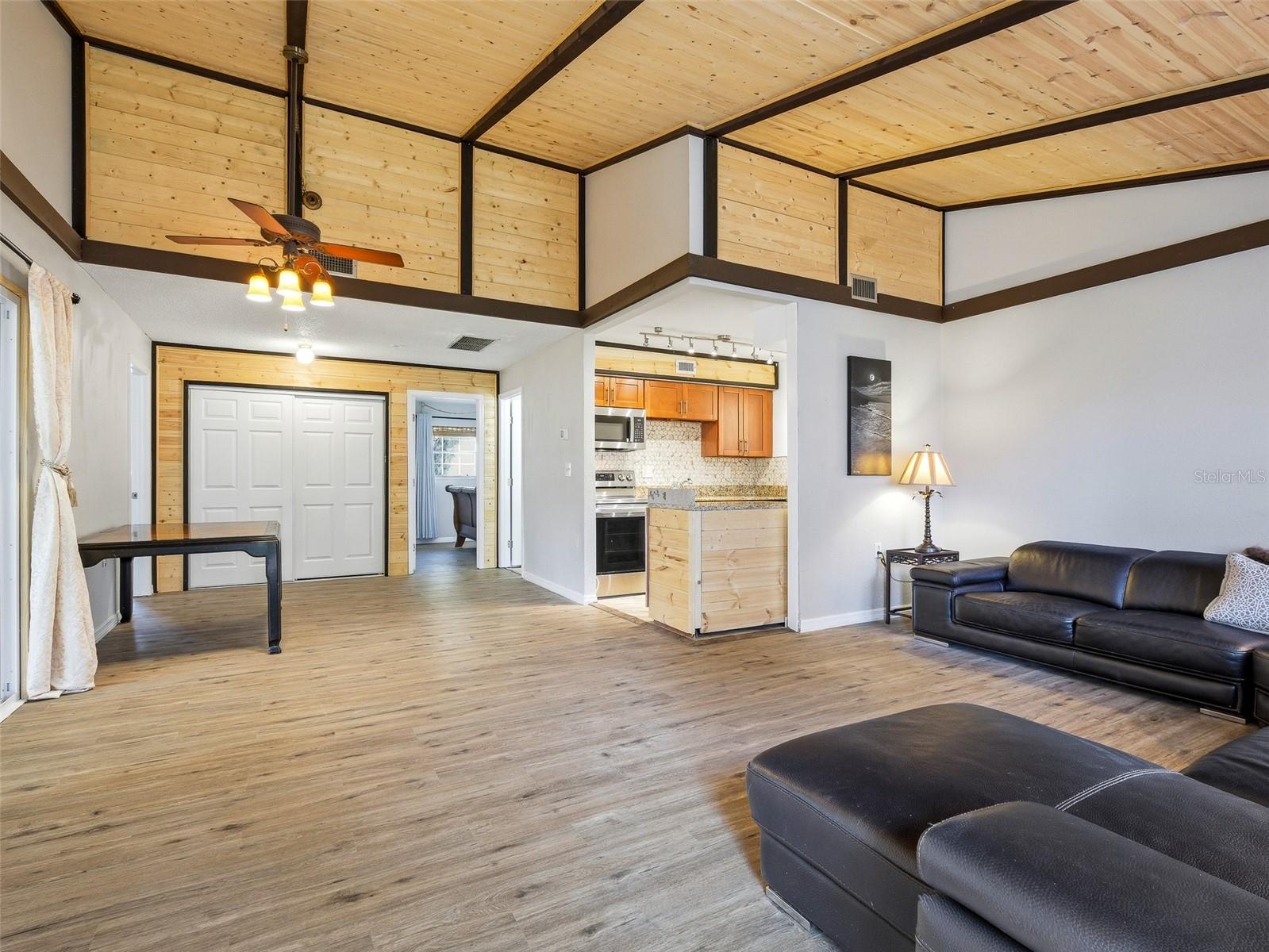 Image 7 of 37 For 28 Country Club Drive B