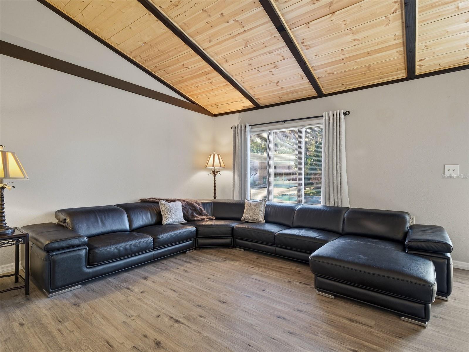 Image 9 of 37 For 28 Country Club Drive B