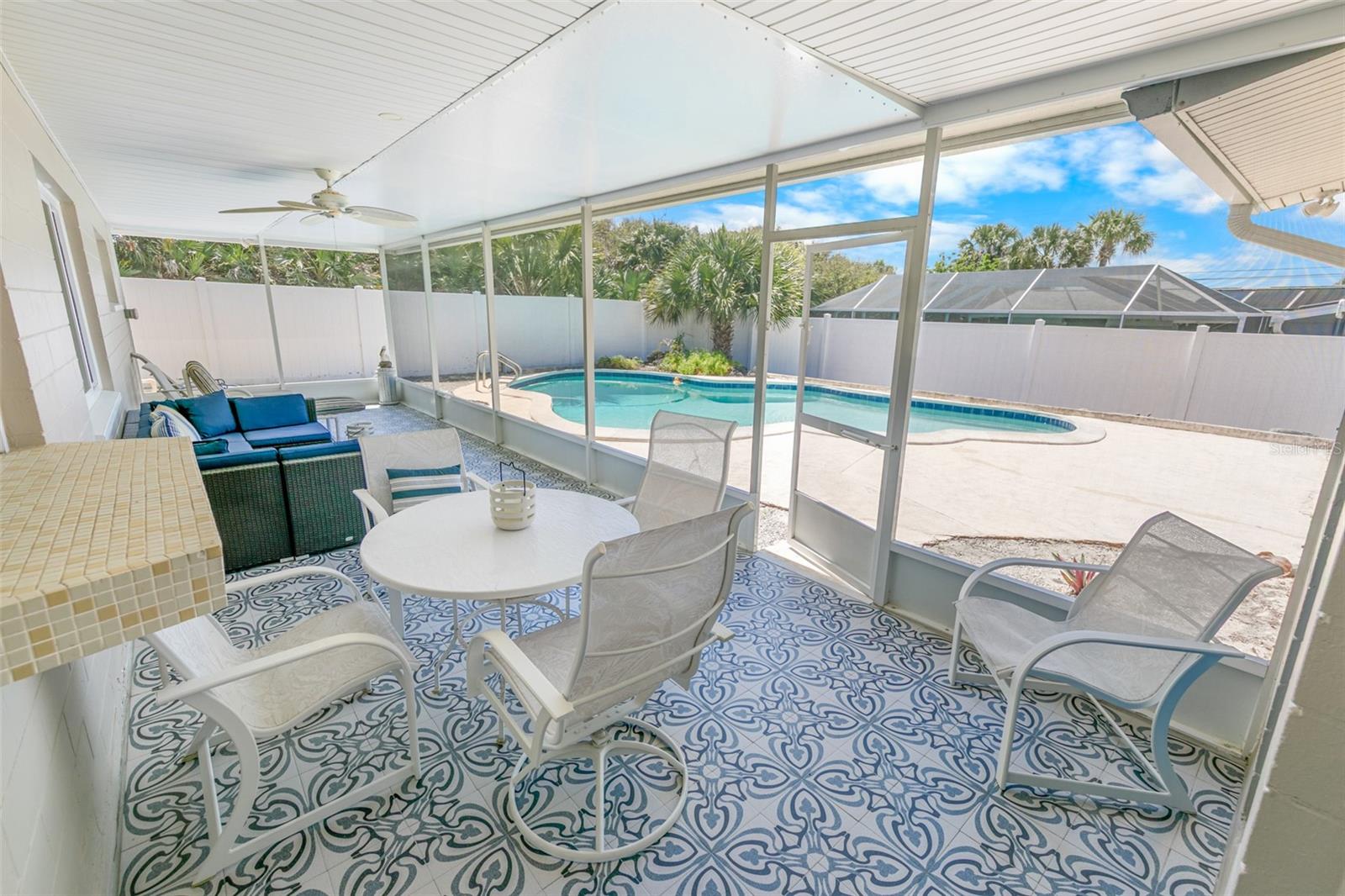 Image 23 of 37 For 4366 Candlewood Lane