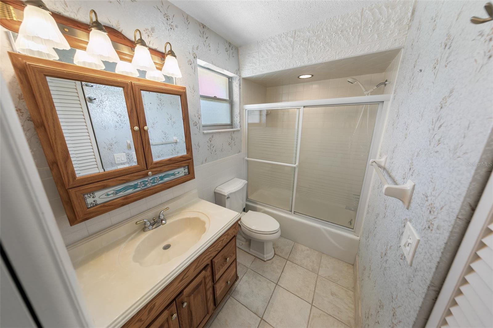 Image 27 of 37 For 4366 Candlewood Lane