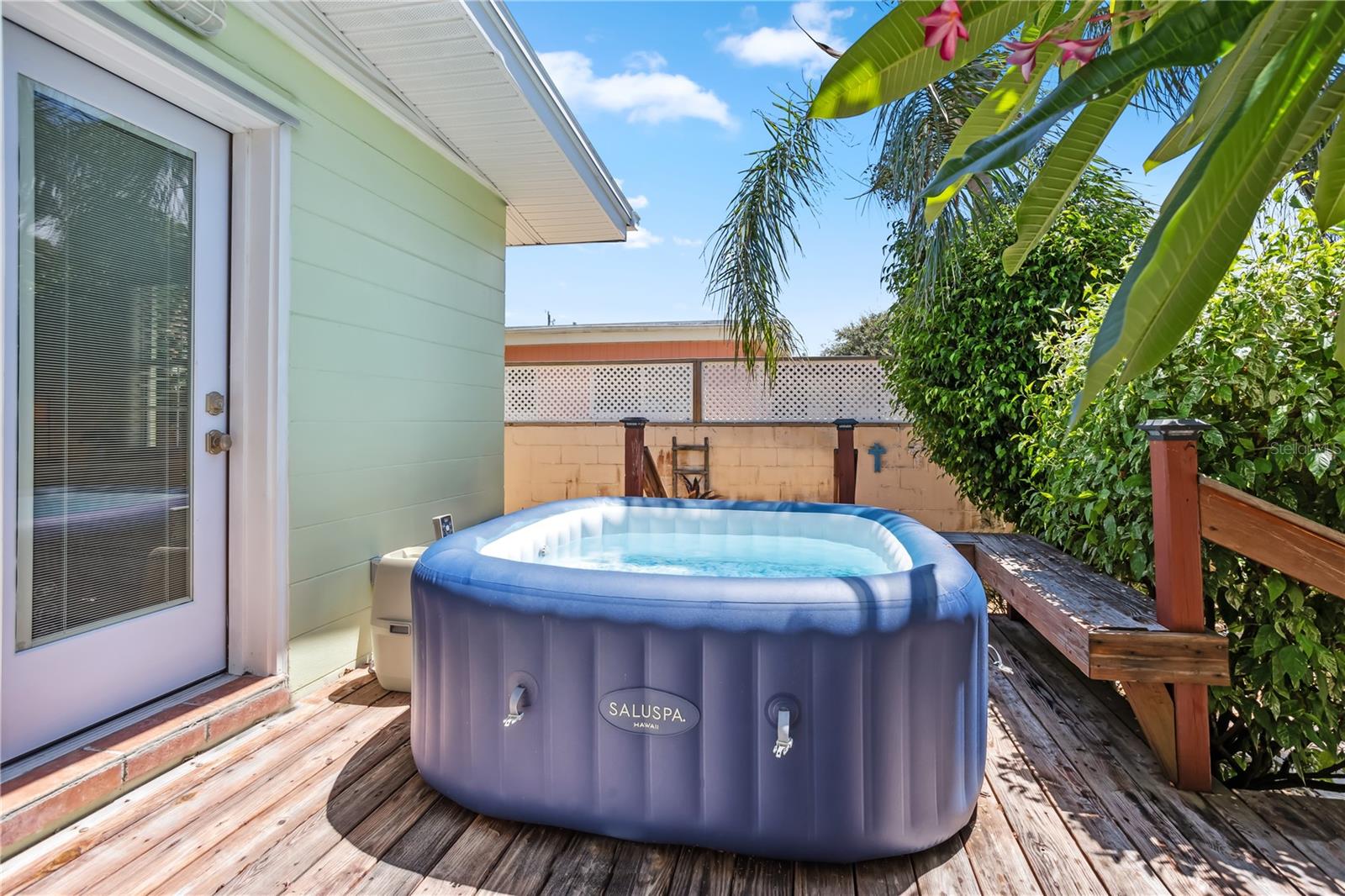 Image 19 of 61 For 3600 Surfside Terrace