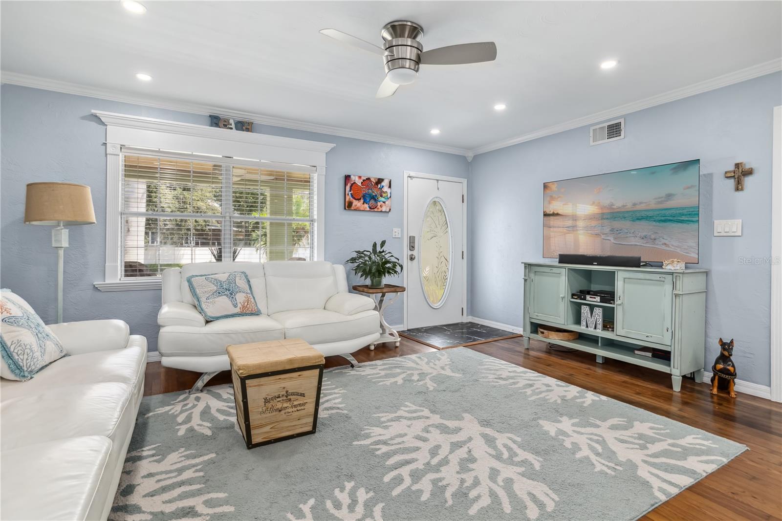 Image 23 of 61 For 3600 Surfside Terrace