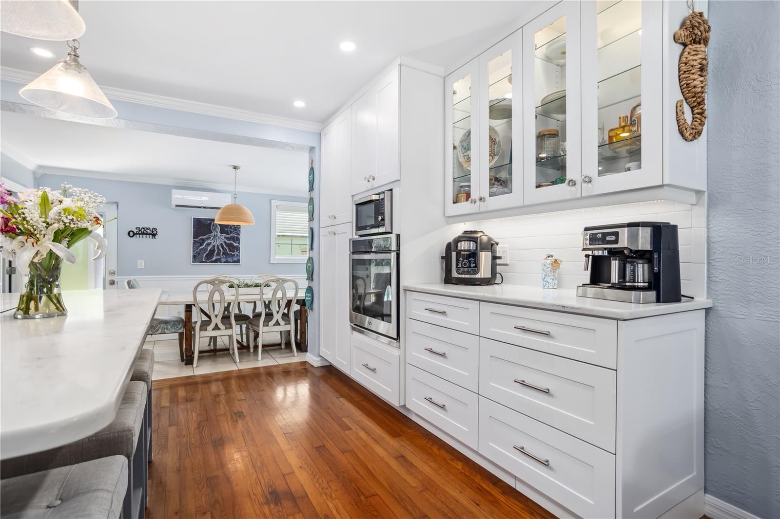 Image 27 of 61 For 3600 Surfside Terrace