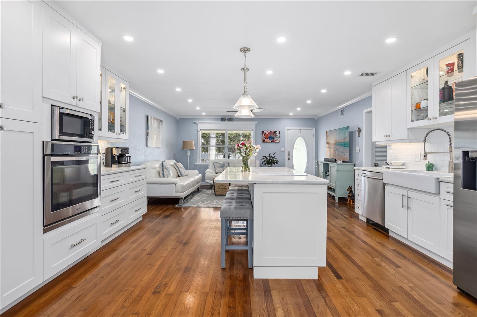 Image 28 of 61 For 3600 Surfside Terrace