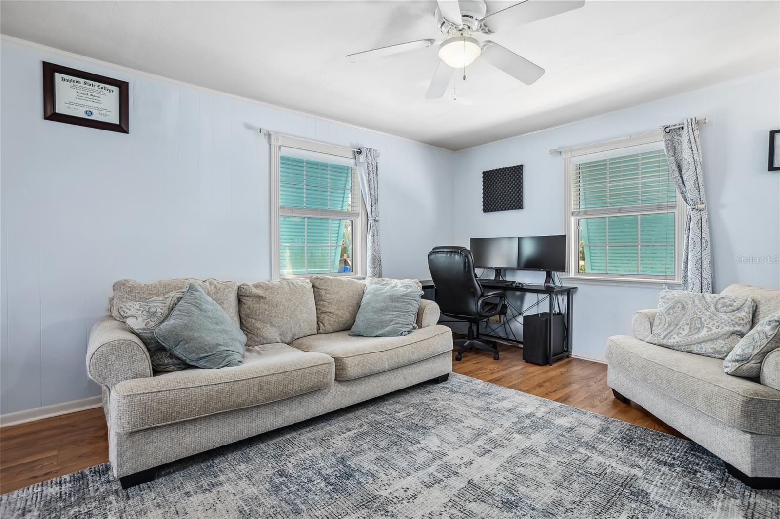 Image 41 of 61 For 3600 Surfside Terrace