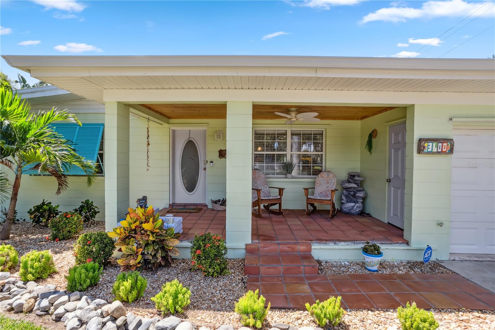 Image 8 of 61 For 3600 Surfside Terrace