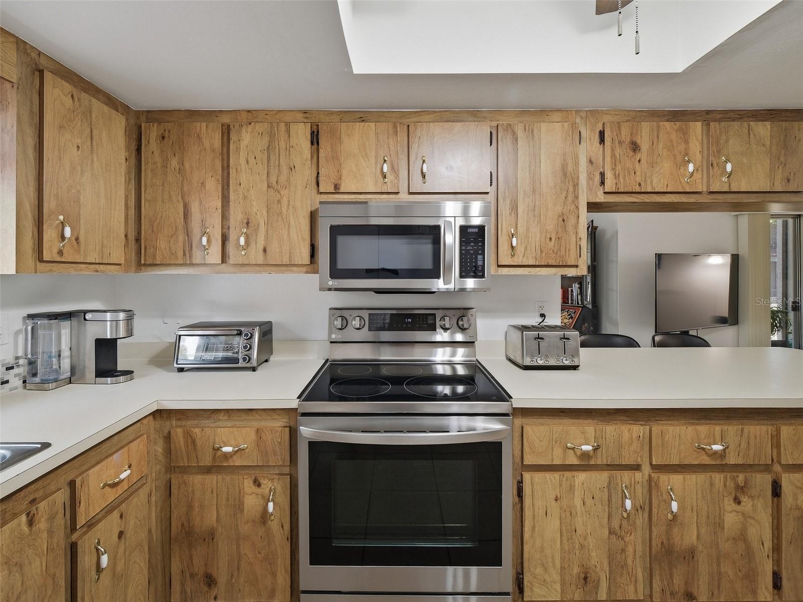 Image 12 of 29 For 420 Banana Cay Drive A