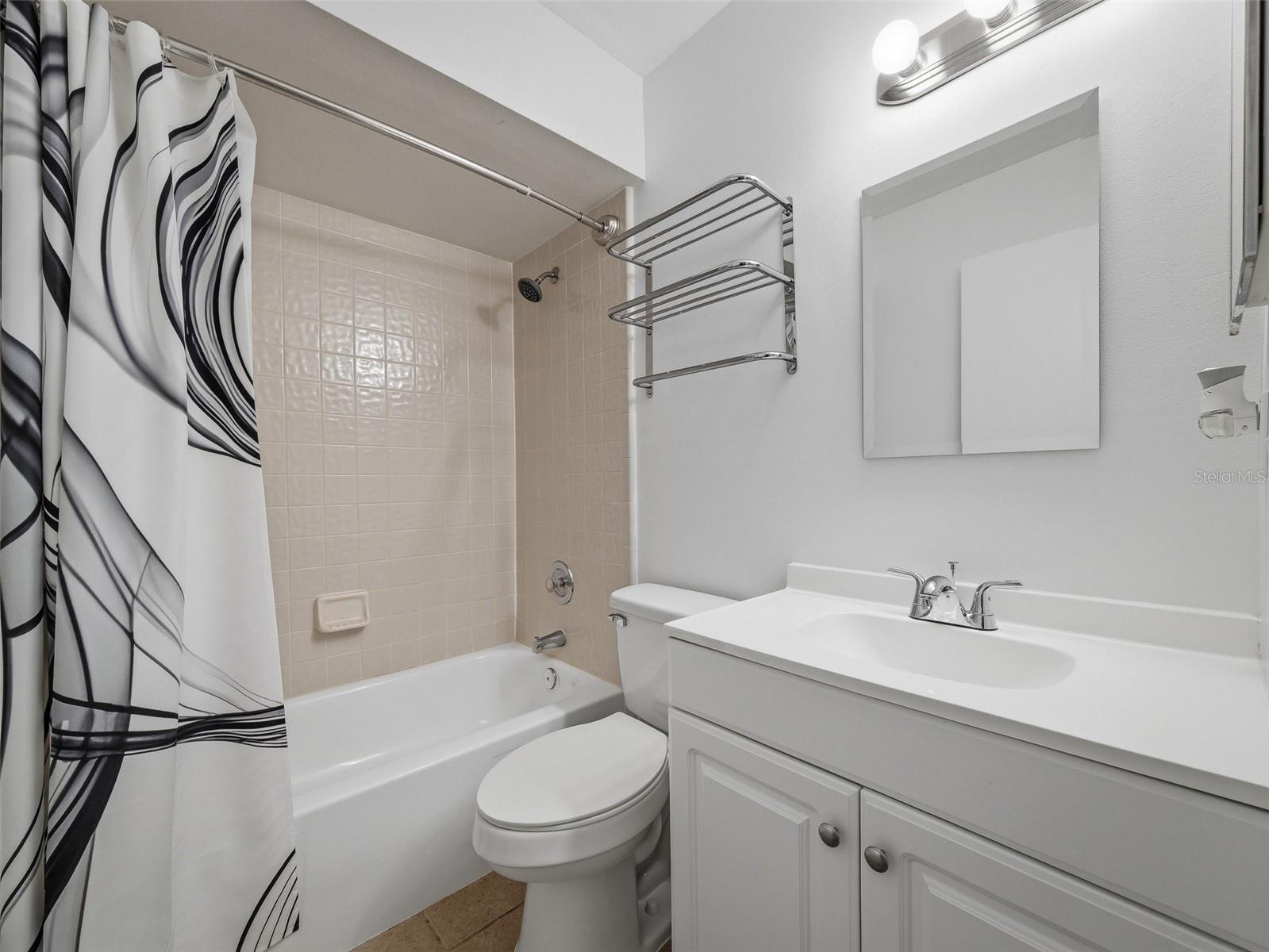 Image 15 of 29 For 420 Banana Cay Drive A