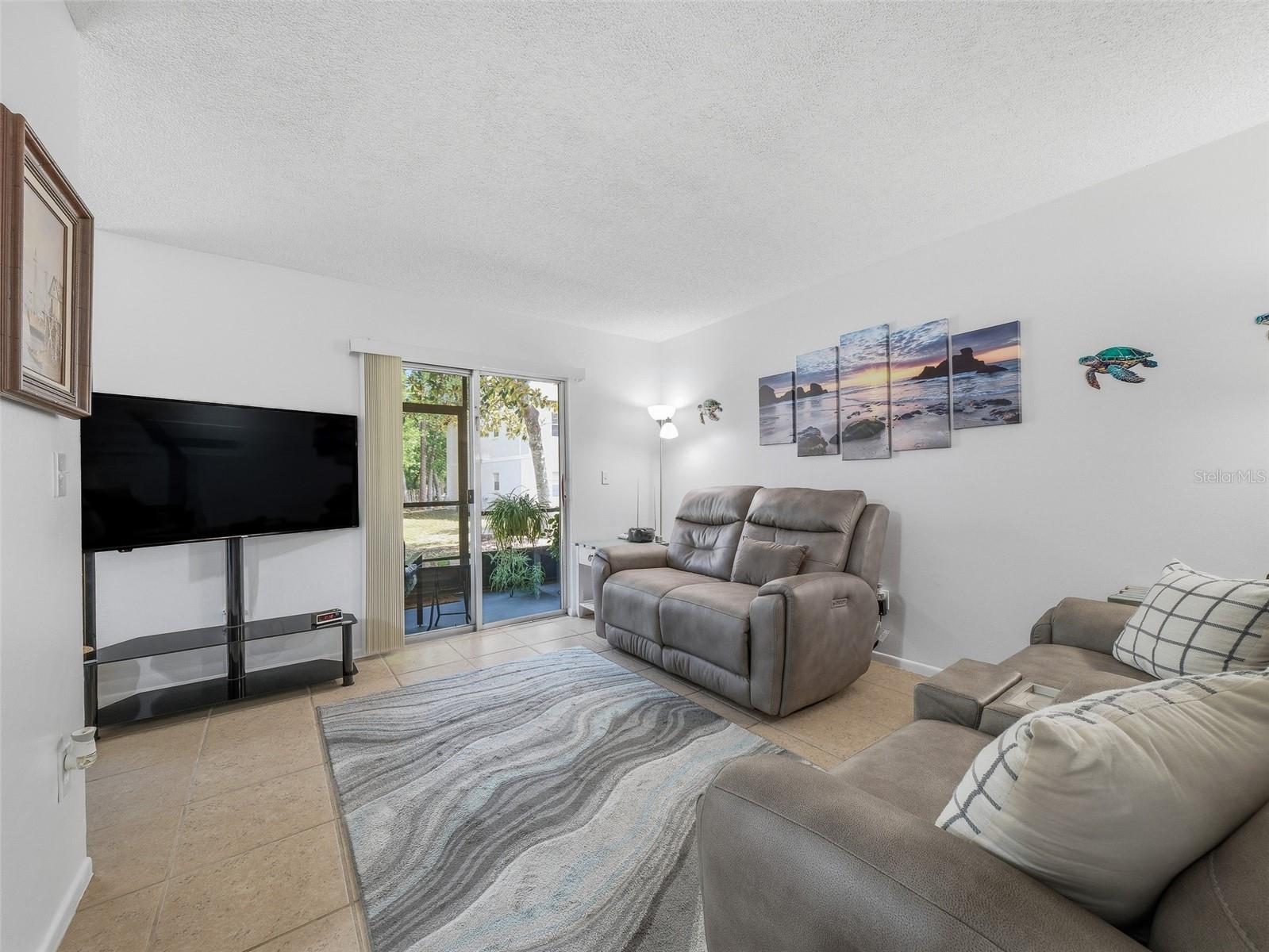 Image 6 of 29 For 420 Banana Cay Drive A