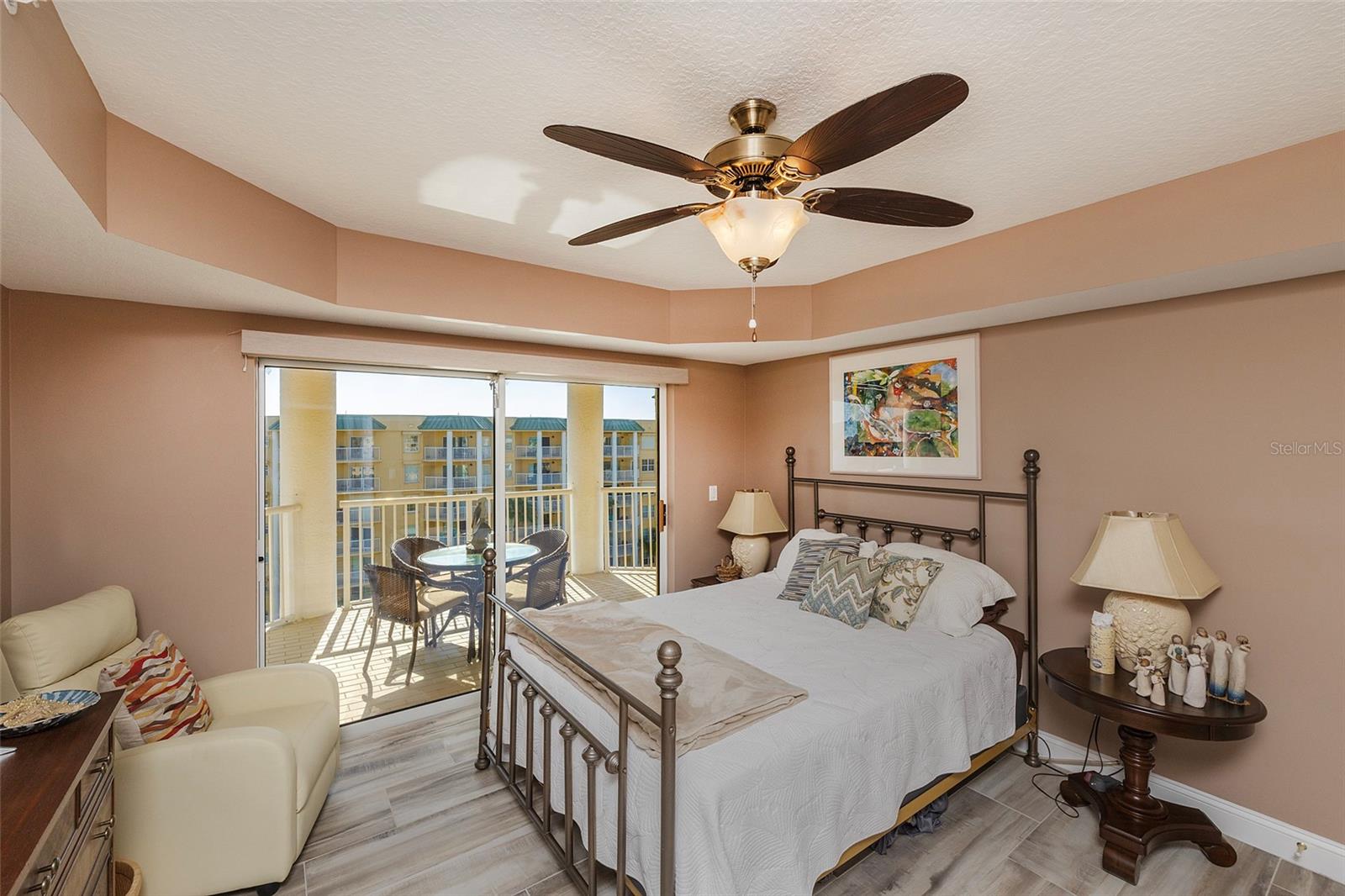 Image 26 of 53 For 4650 Links Village Drive D703