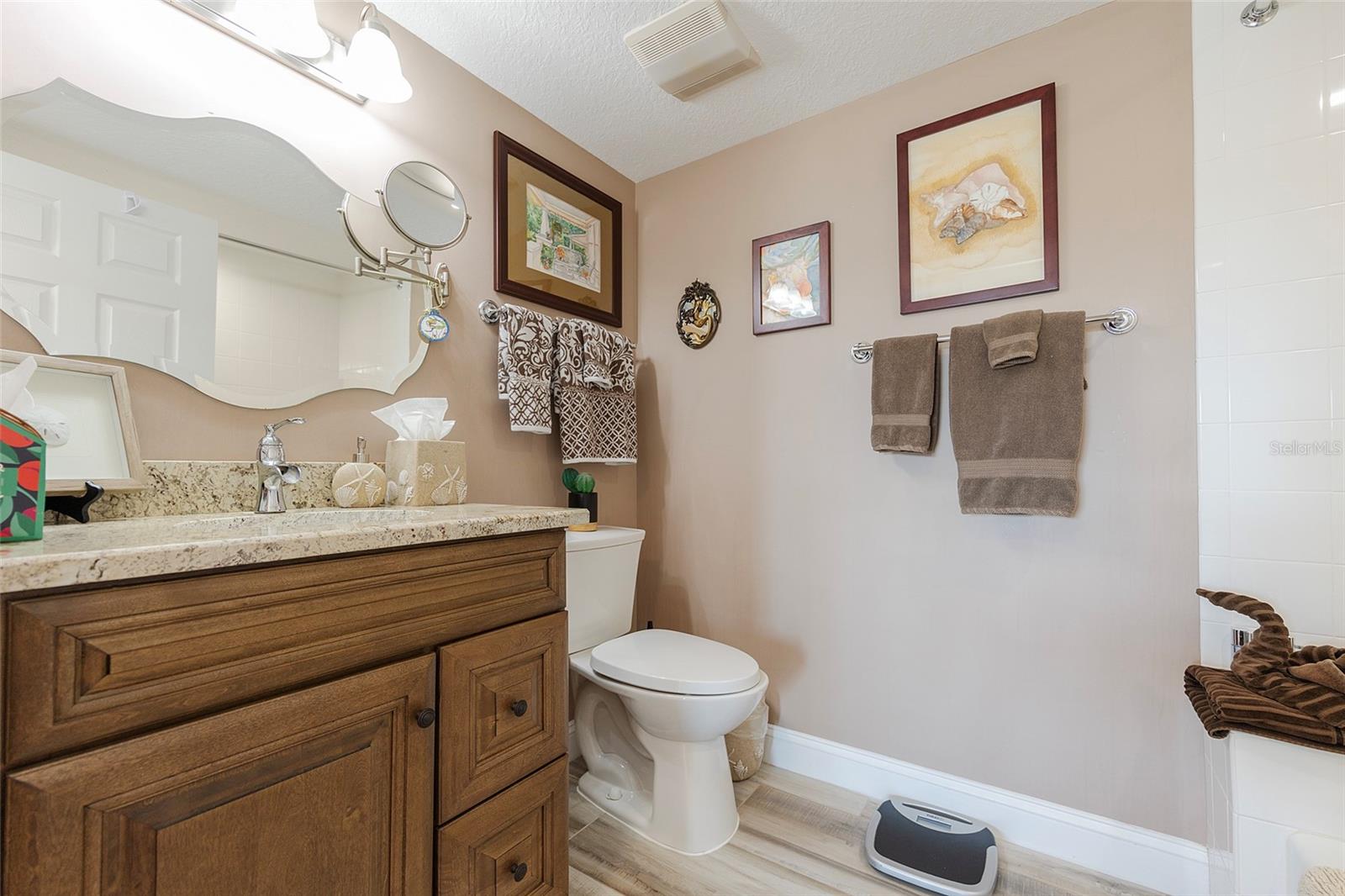 Image 30 of 53 For 4650 Links Village Drive D703