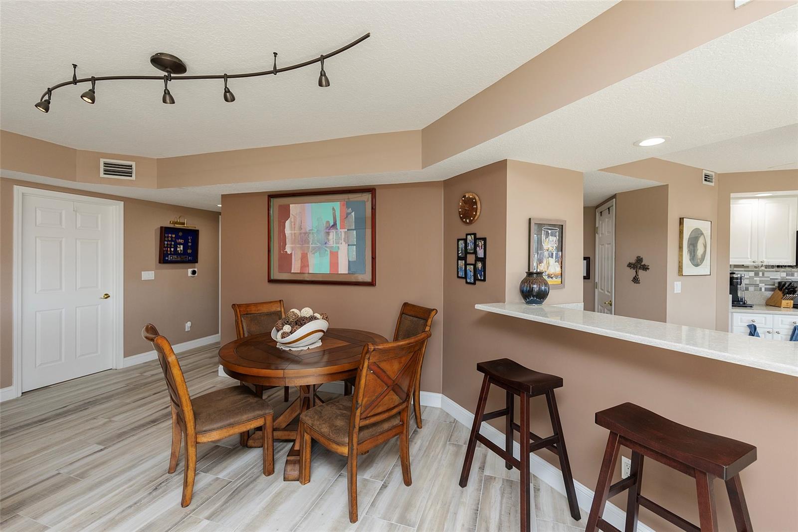 Image 35 of 53 For 4650 Links Village Drive D703