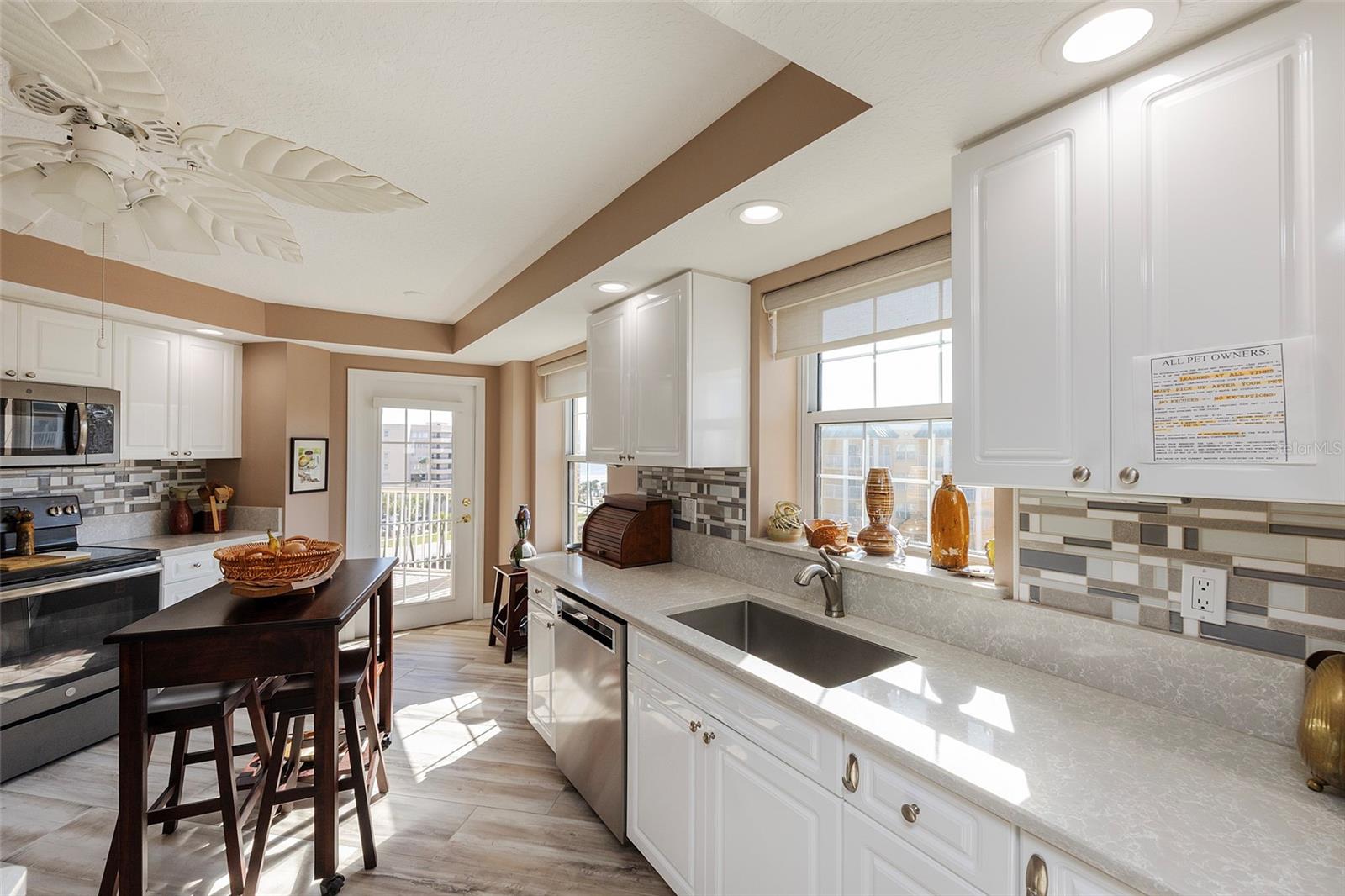 Image 40 of 53 For 4650 Links Village Drive D703