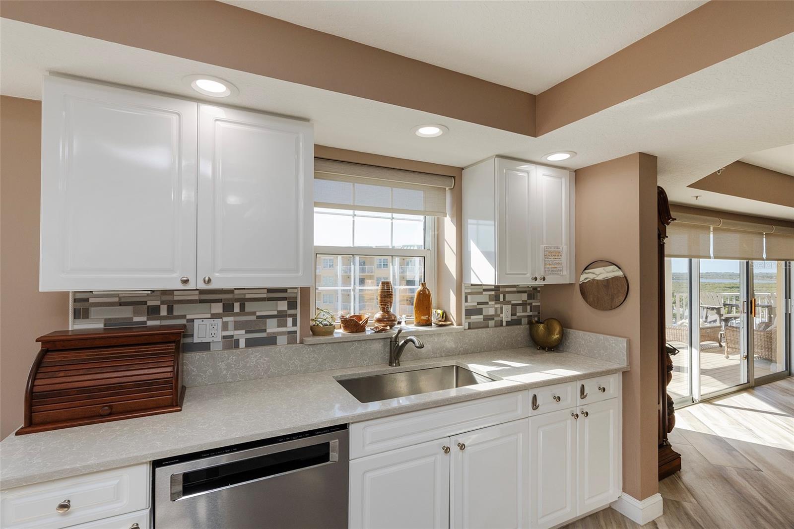 Image 43 of 53 For 4650 Links Village Drive D703