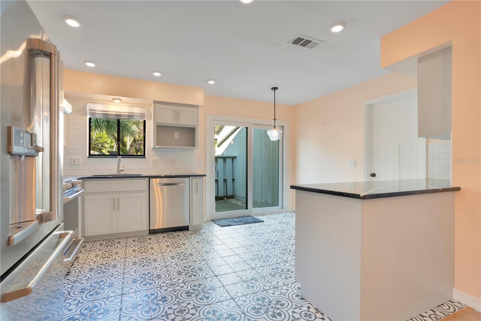 Image 11 of 49 For 4310 Gull Cove