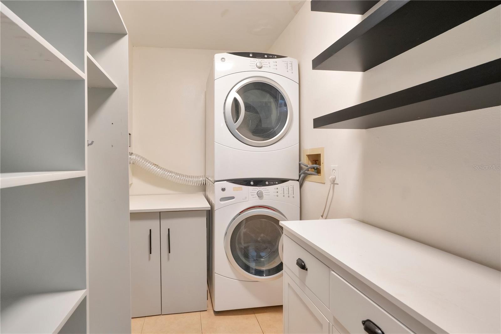 Image 15 of 49 For 4310 Gull Cove