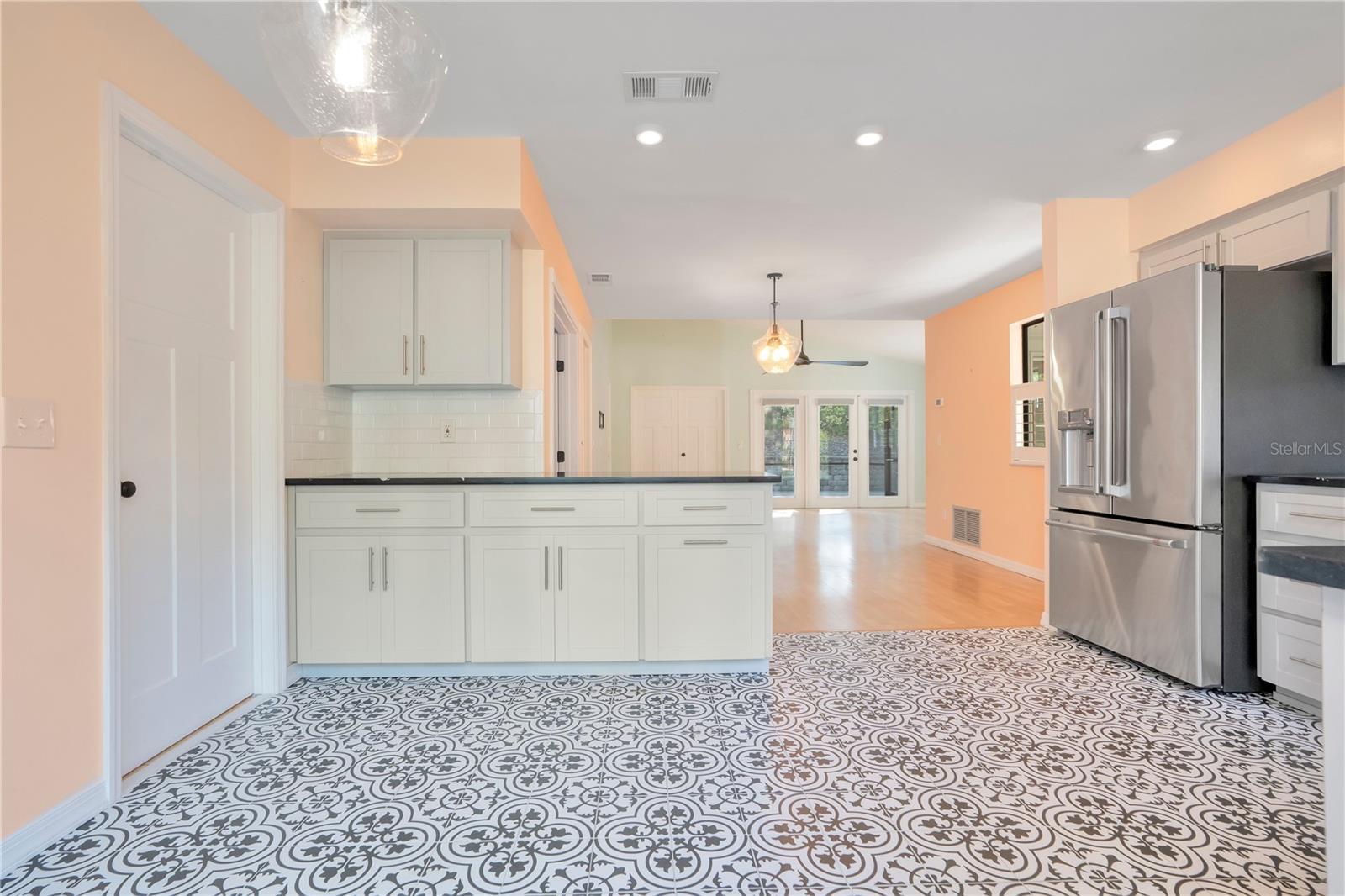 Image 19 of 49 For 4310 Gull Cove