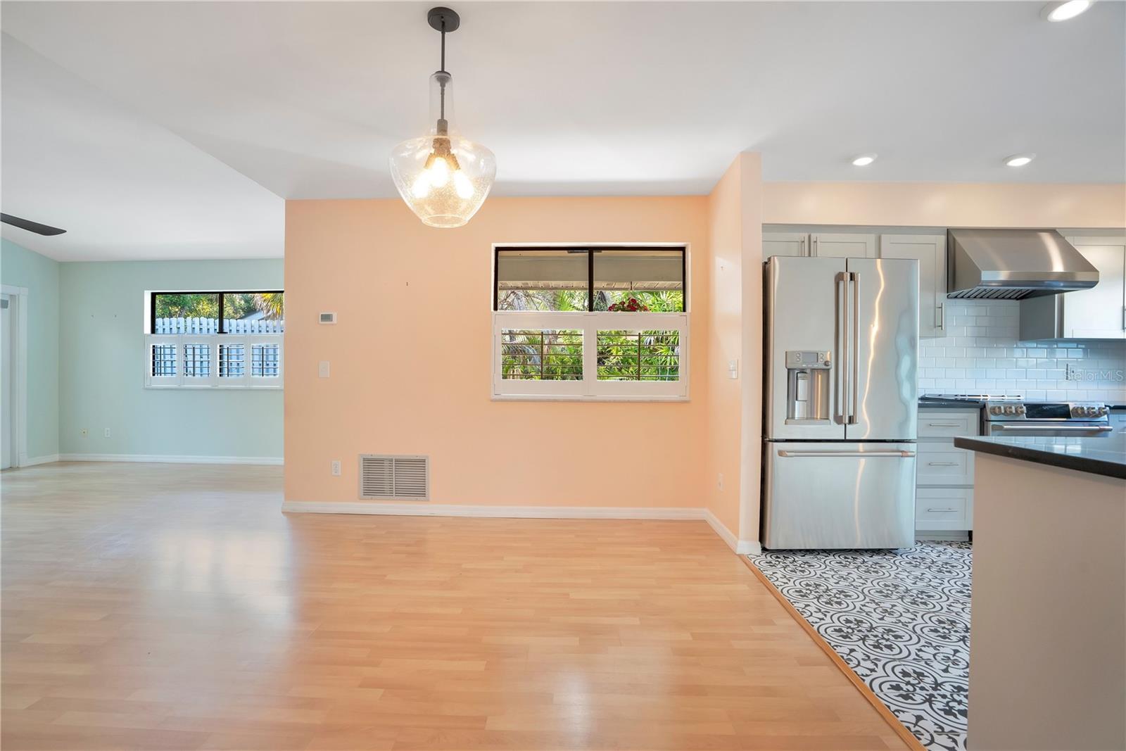 Image 20 of 49 For 4310 Gull Cove