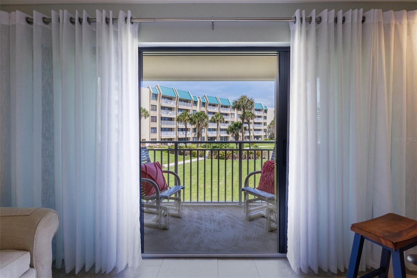 Image 22 of 54 For 4501 Atlantic Avenue 209