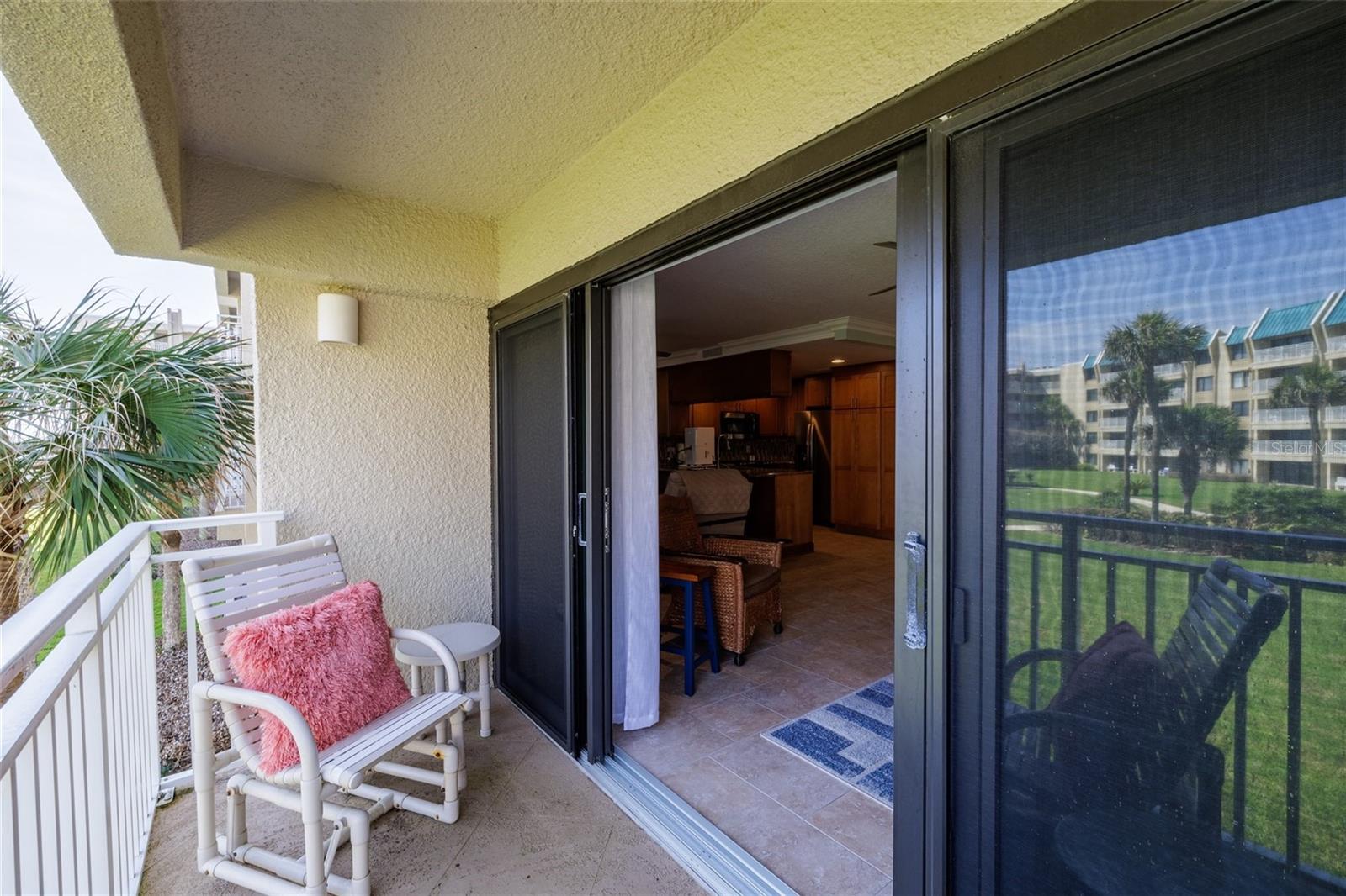 Image 24 of 54 For 4501 Atlantic Avenue 209