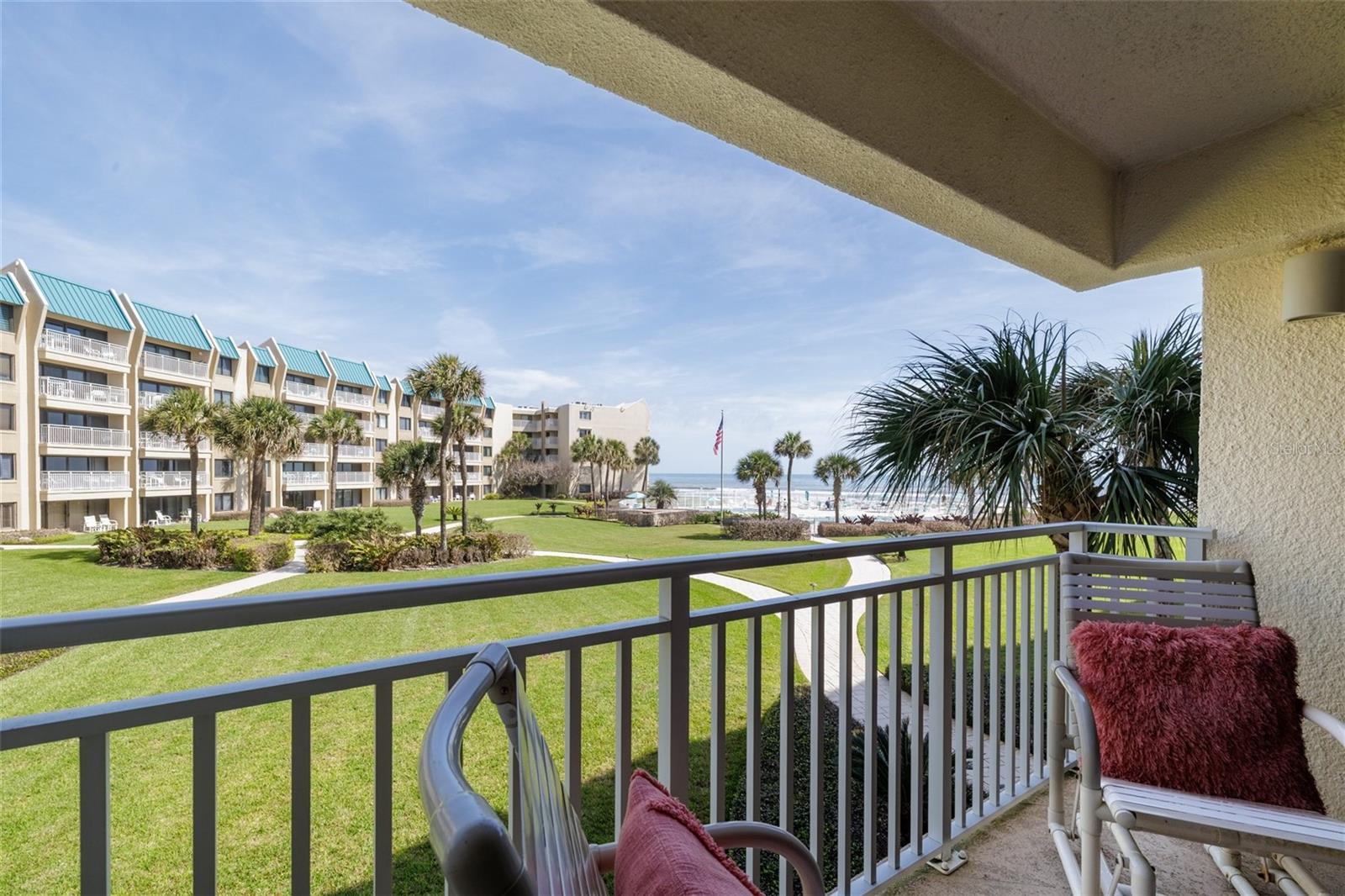 Image 4 of 54 For 4501 Atlantic Avenue 209