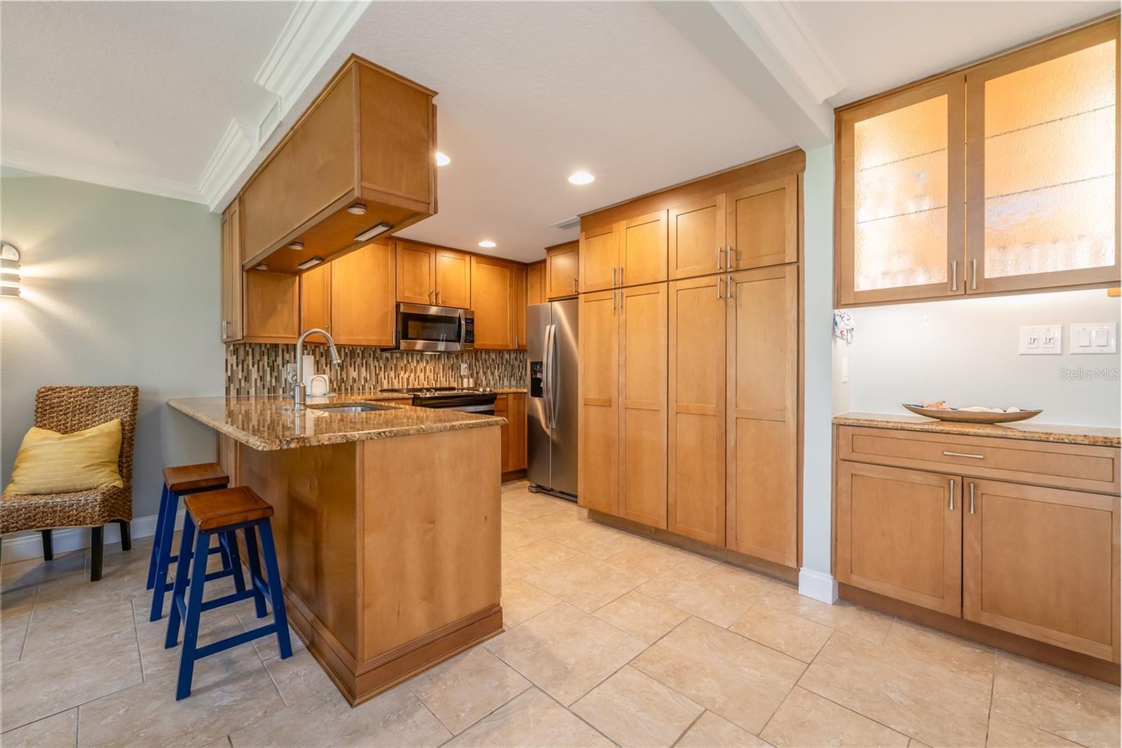 Image 6 of 54 For 4501 Atlantic Avenue 209