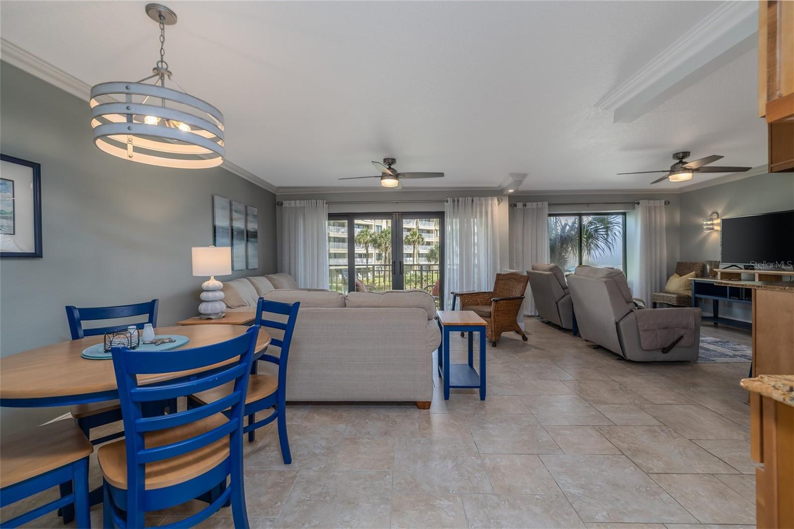 Image 9 of 54 For 4501 Atlantic Avenue 209