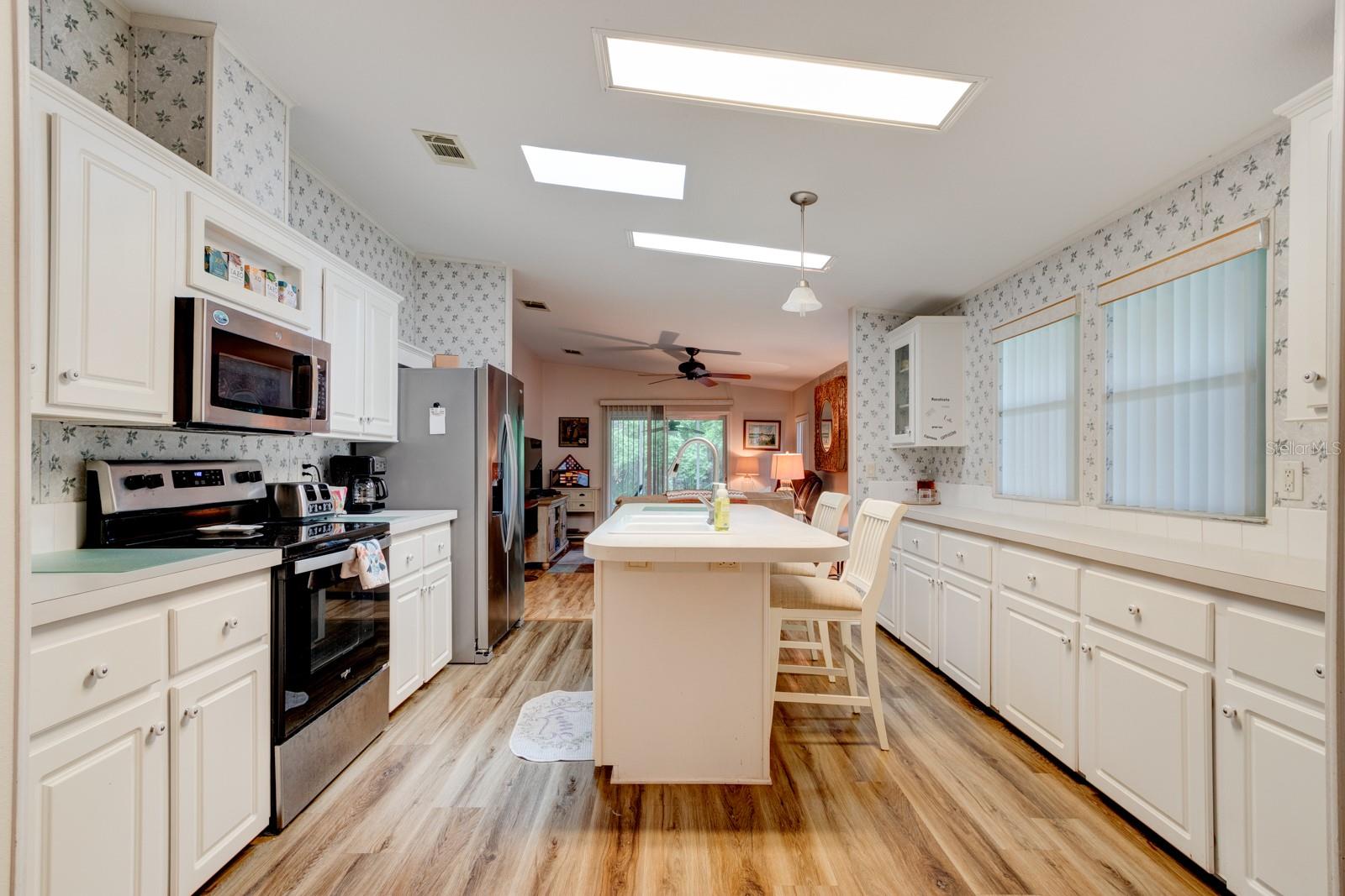 Image 11 of 45 For 387 Marsh Landing Loop