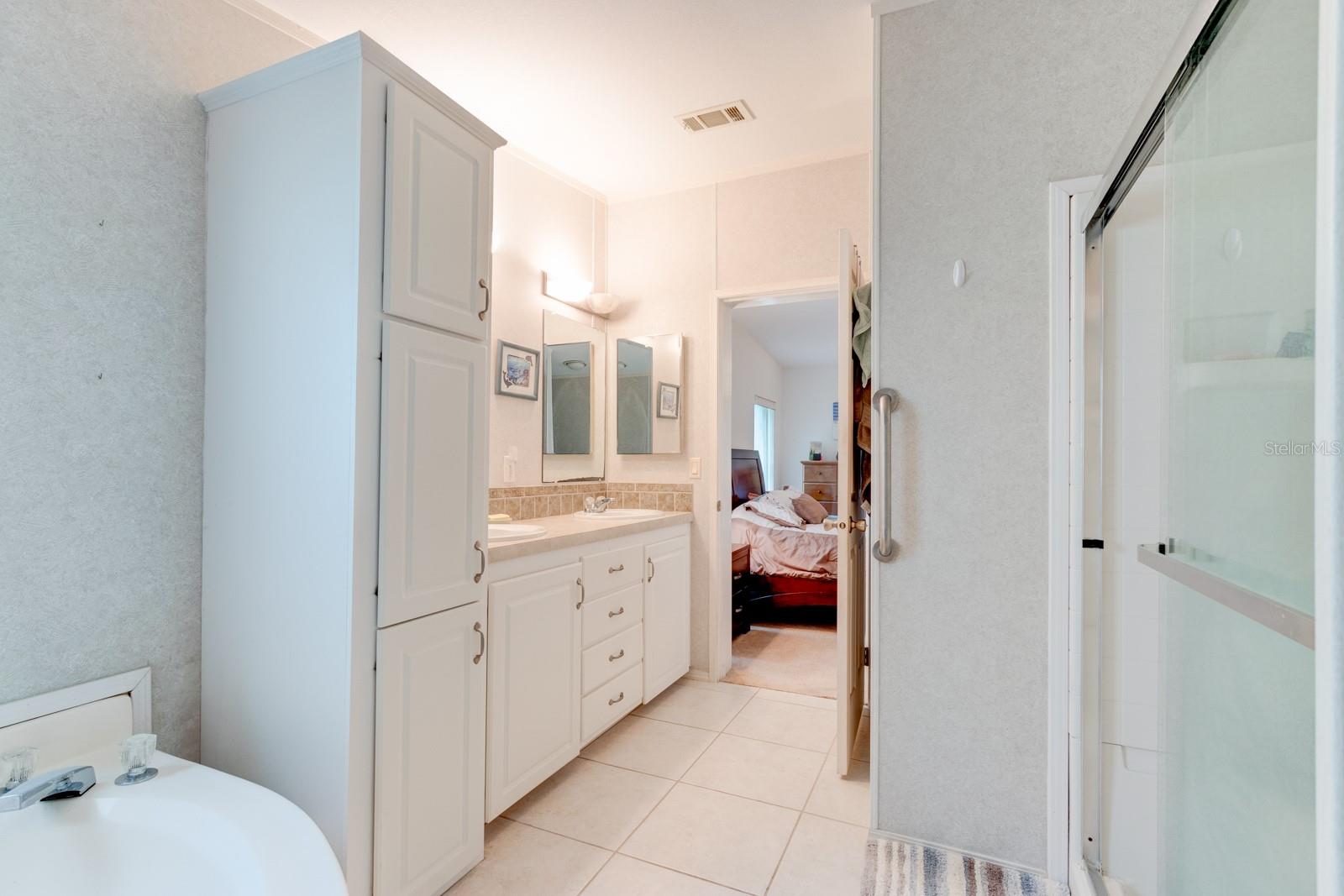 Image 19 of 45 For 387 Marsh Landing Loop