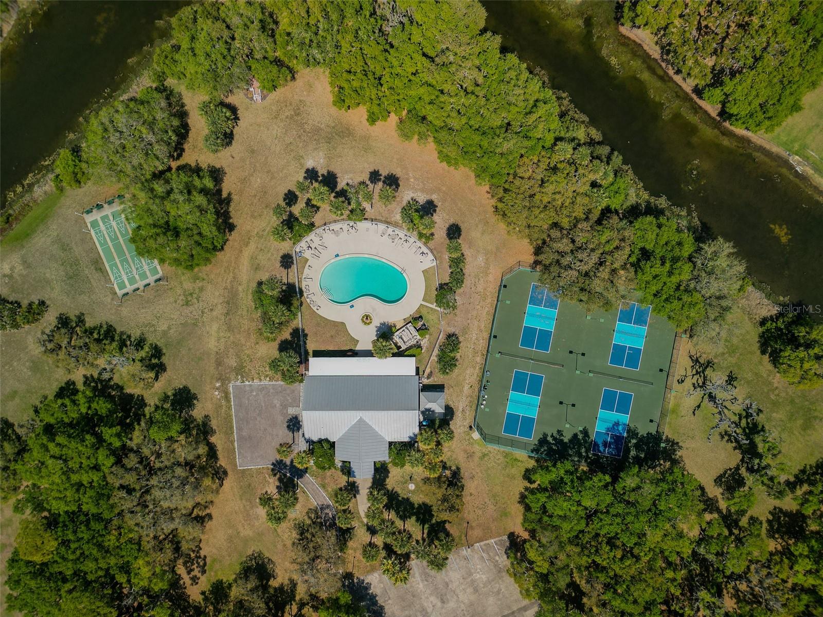 Image 33 of 45 For 387 Marsh Landing Loop