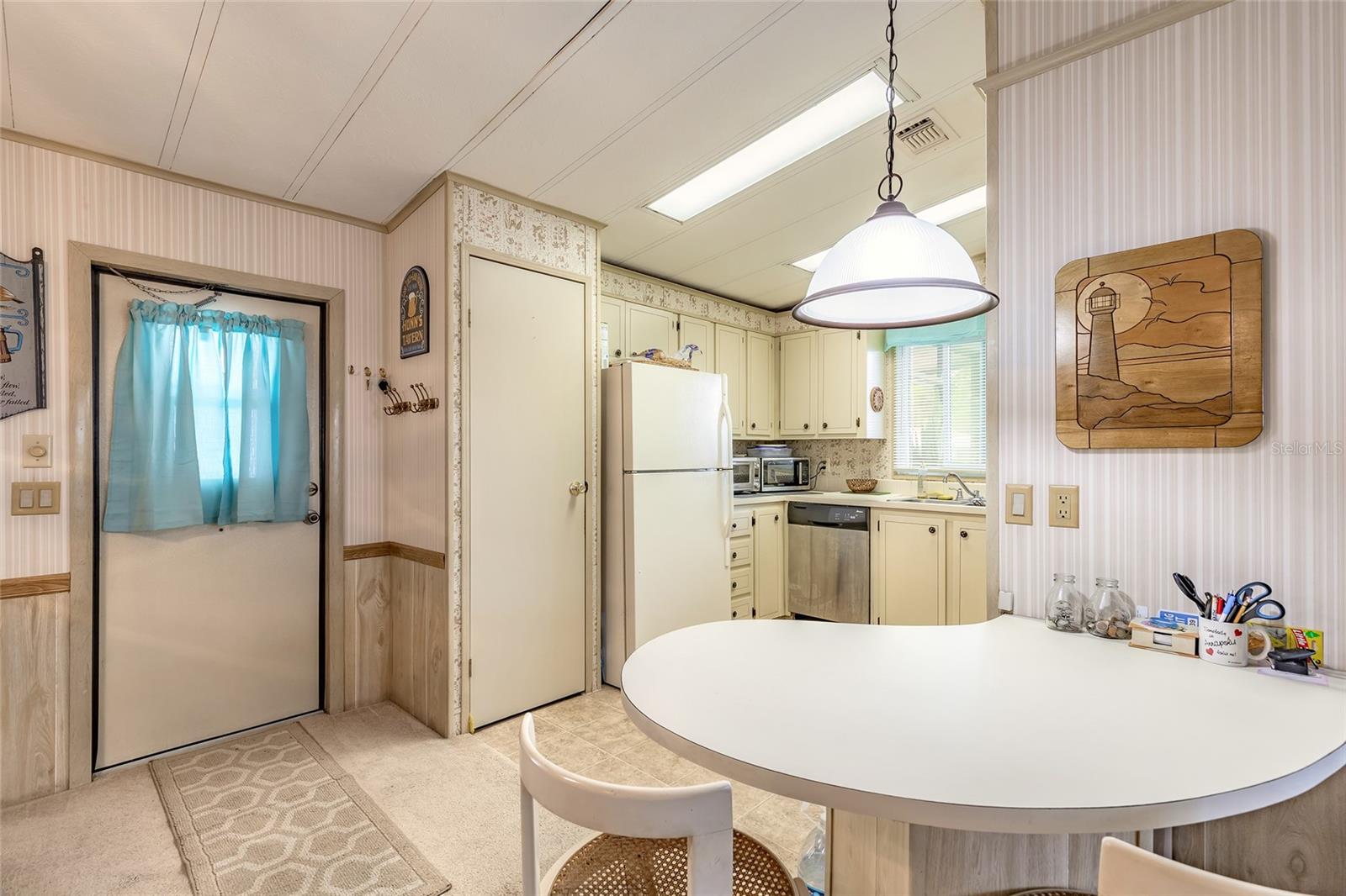 Image 13 of 54 For 4343 Indian River Drive W