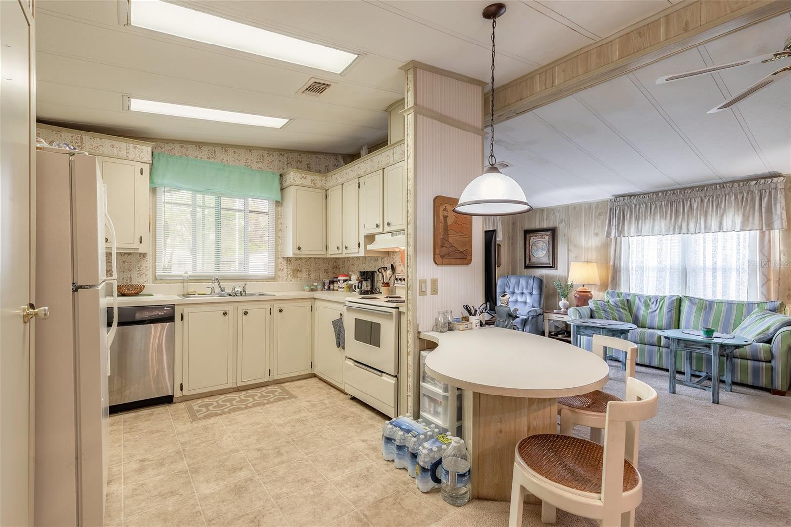 Image 17 of 54 For 4343 Indian River Drive W