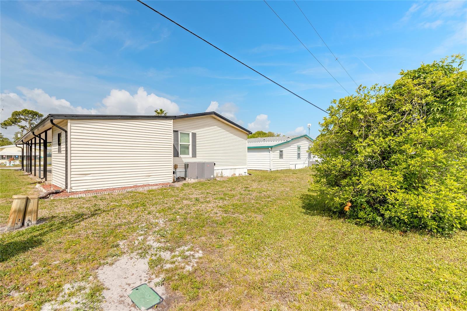 Image 33 of 54 For 4343 Indian River Drive W