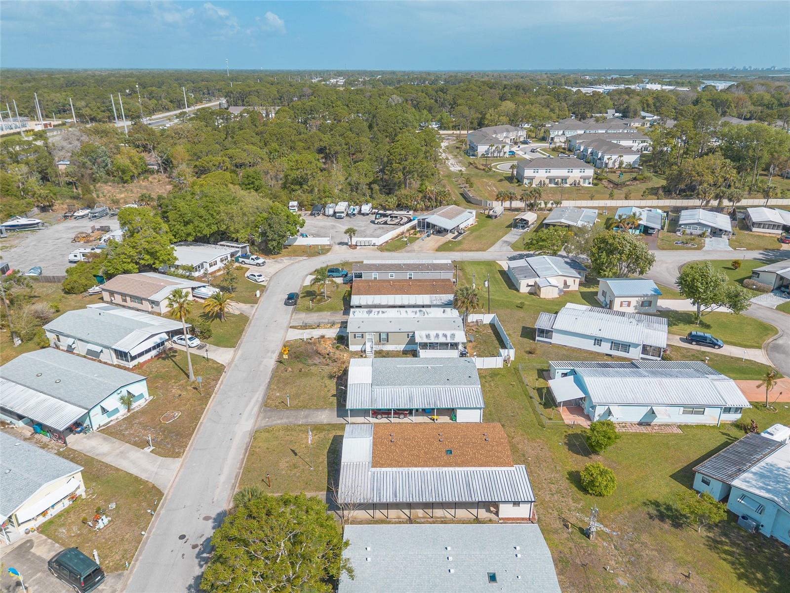 Image 35 of 54 For 4343 Indian River Drive W