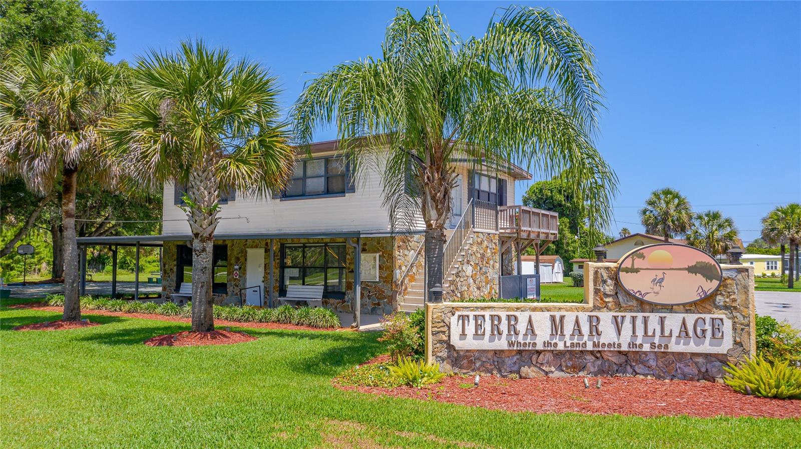 Image 43 of 54 For 4343 Indian River Drive W