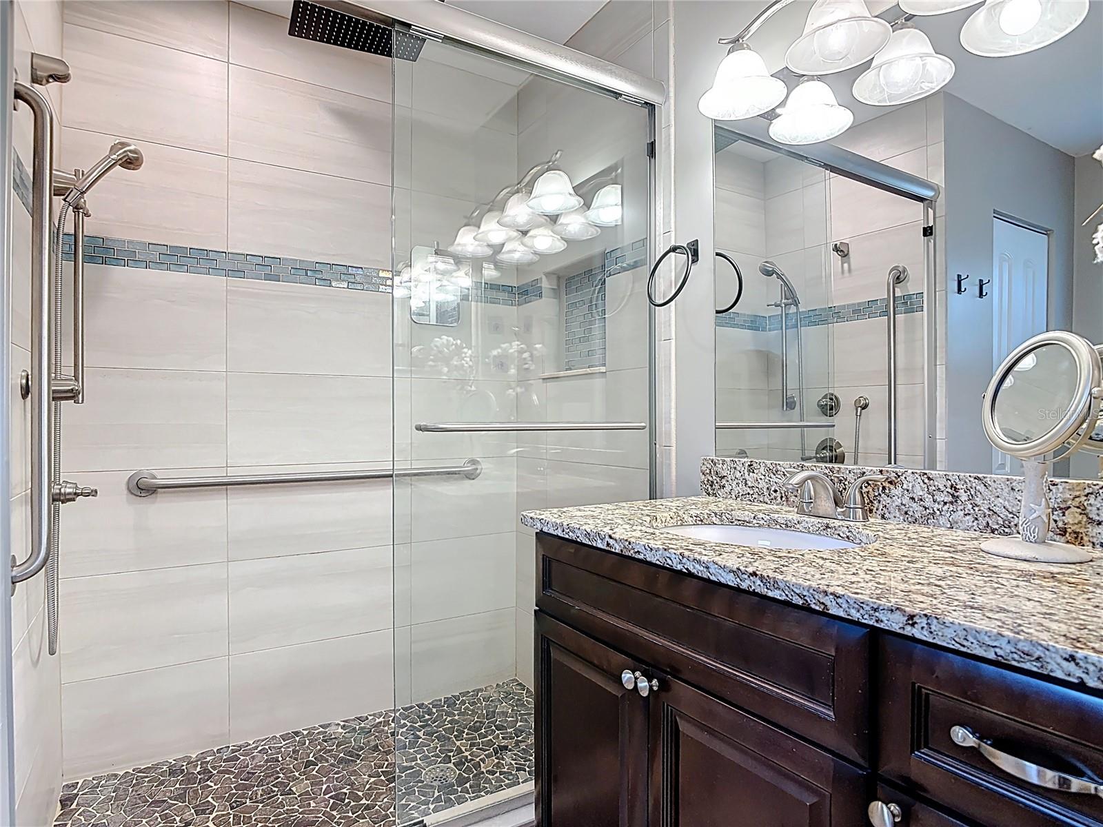 Image 10 of 22 For 1712 Needle Palm Drive