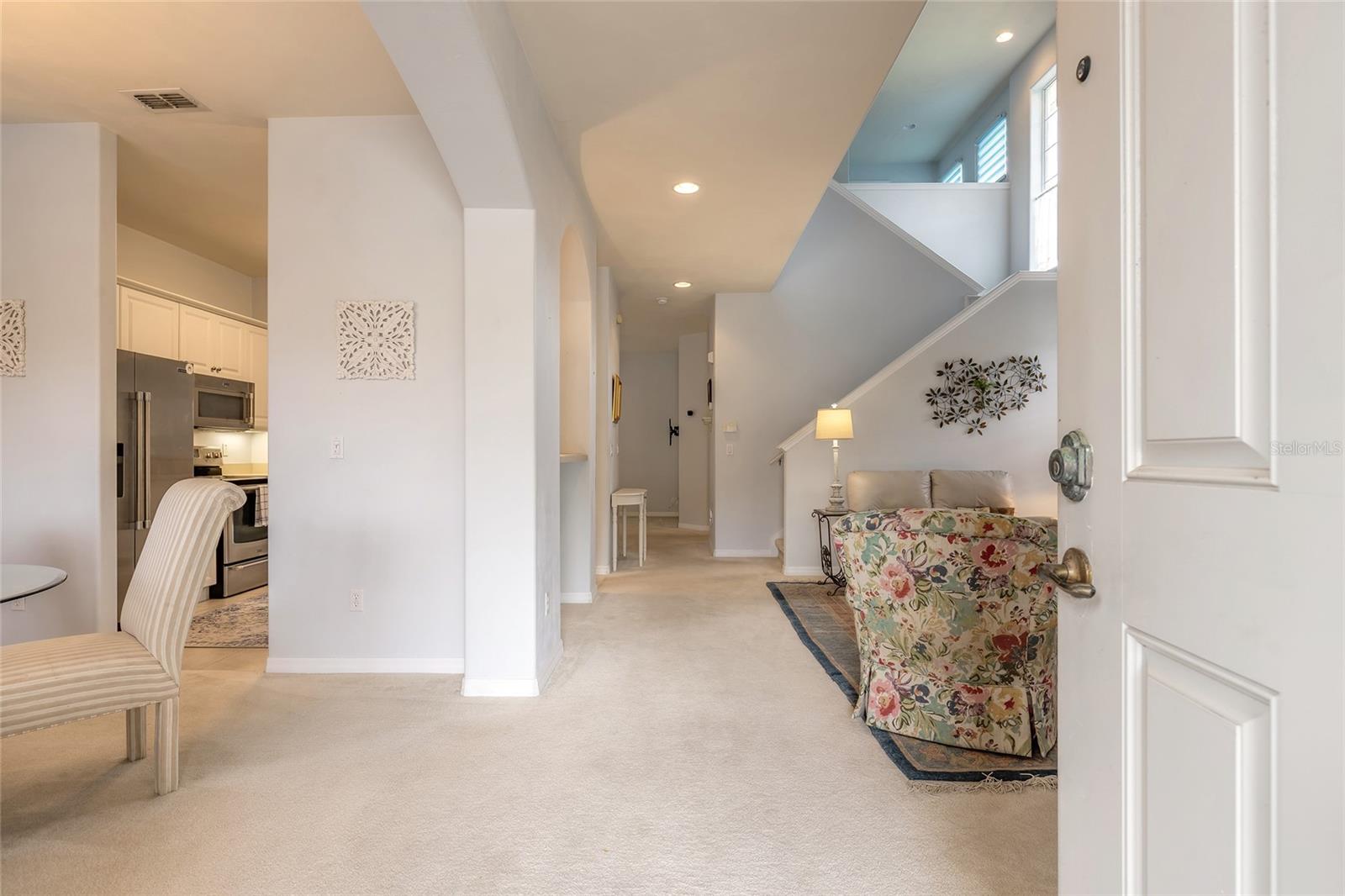 Image 4 of 32 For 3605 Romea Circle