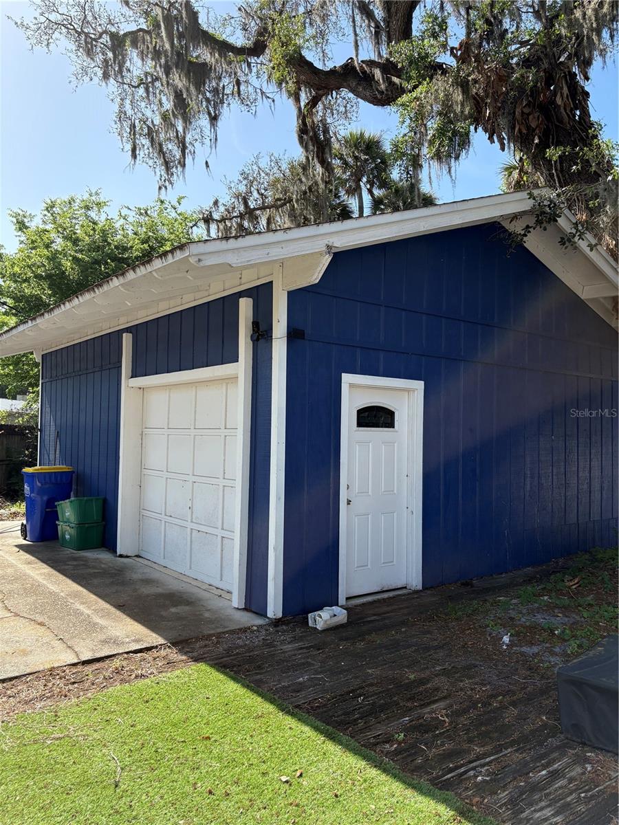 Image 3 of 10 For 2203 Lime Tree Drive