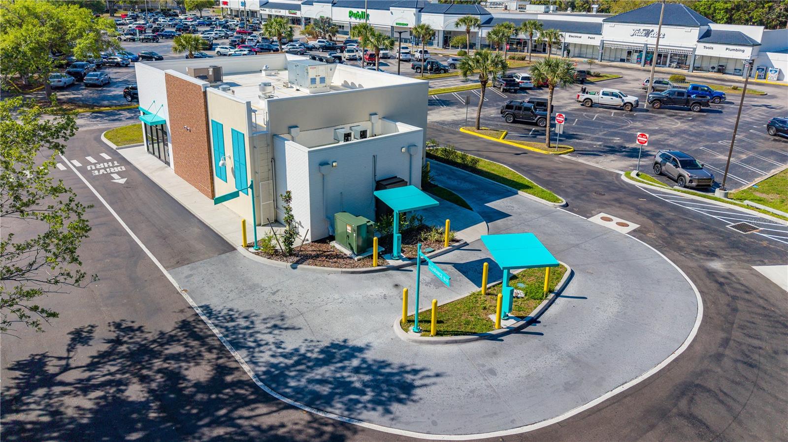 Image 2 of 36 For 2900 Ridgewood Avenue