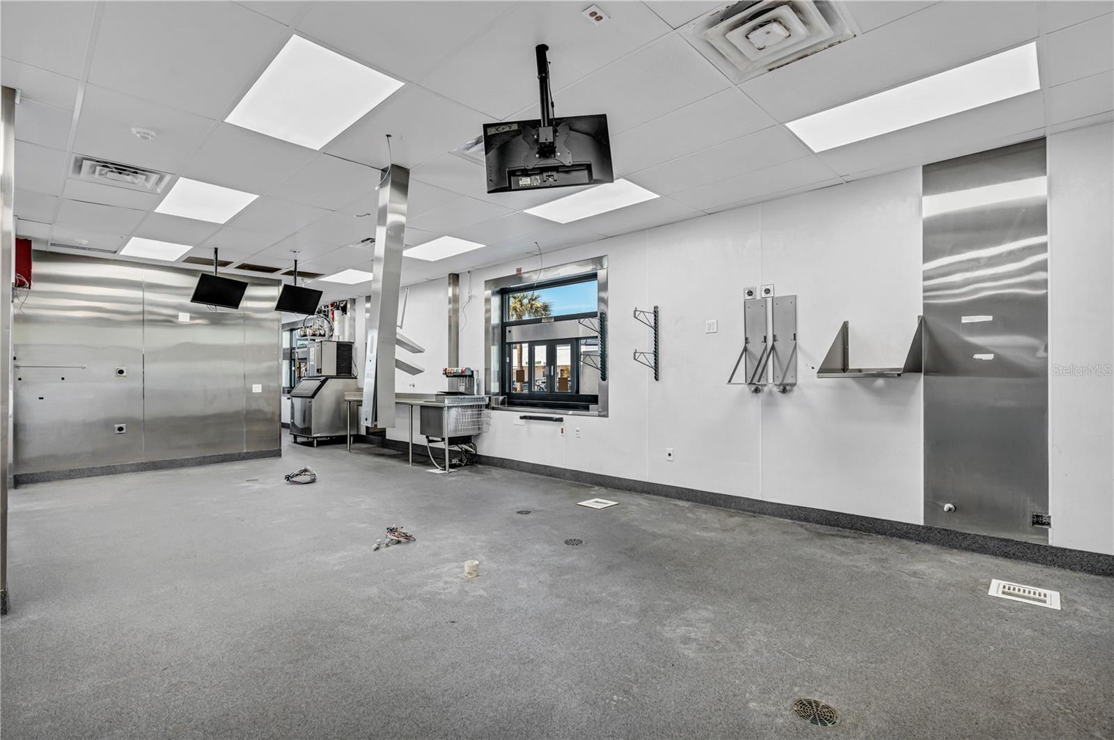 Image 20 of 36 For 2900 Ridgewood Avenue