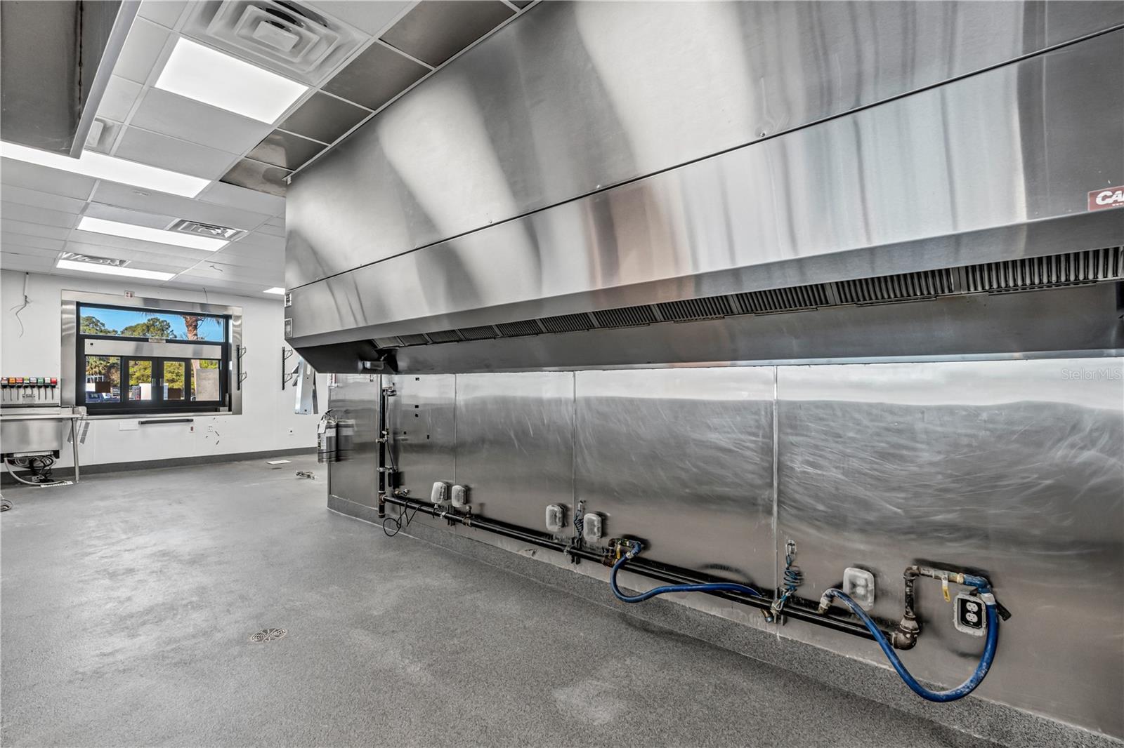 Image 22 of 36 For 2900 Ridgewood Avenue