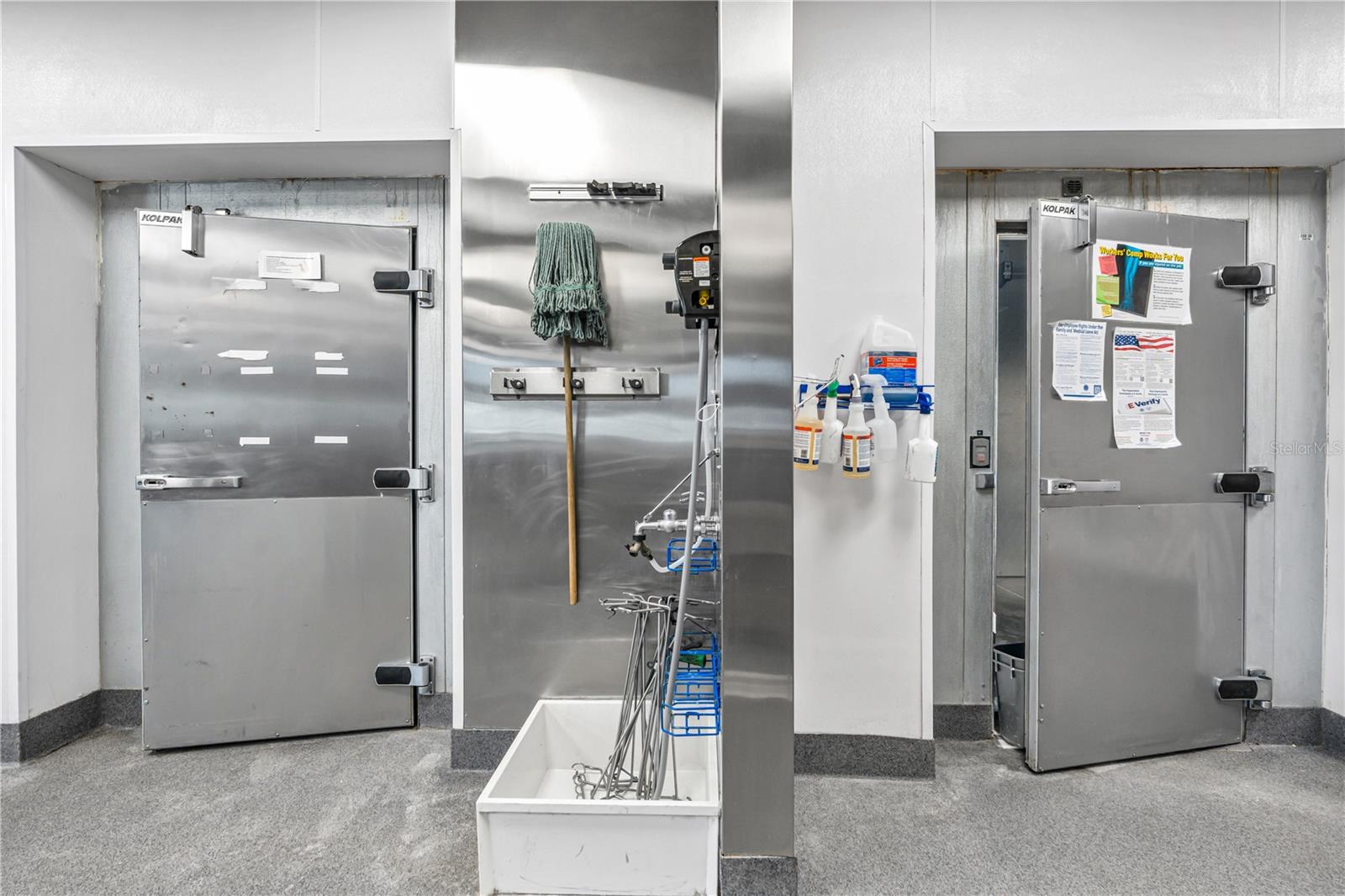 Image 29 of 36 For 2900 Ridgewood Avenue