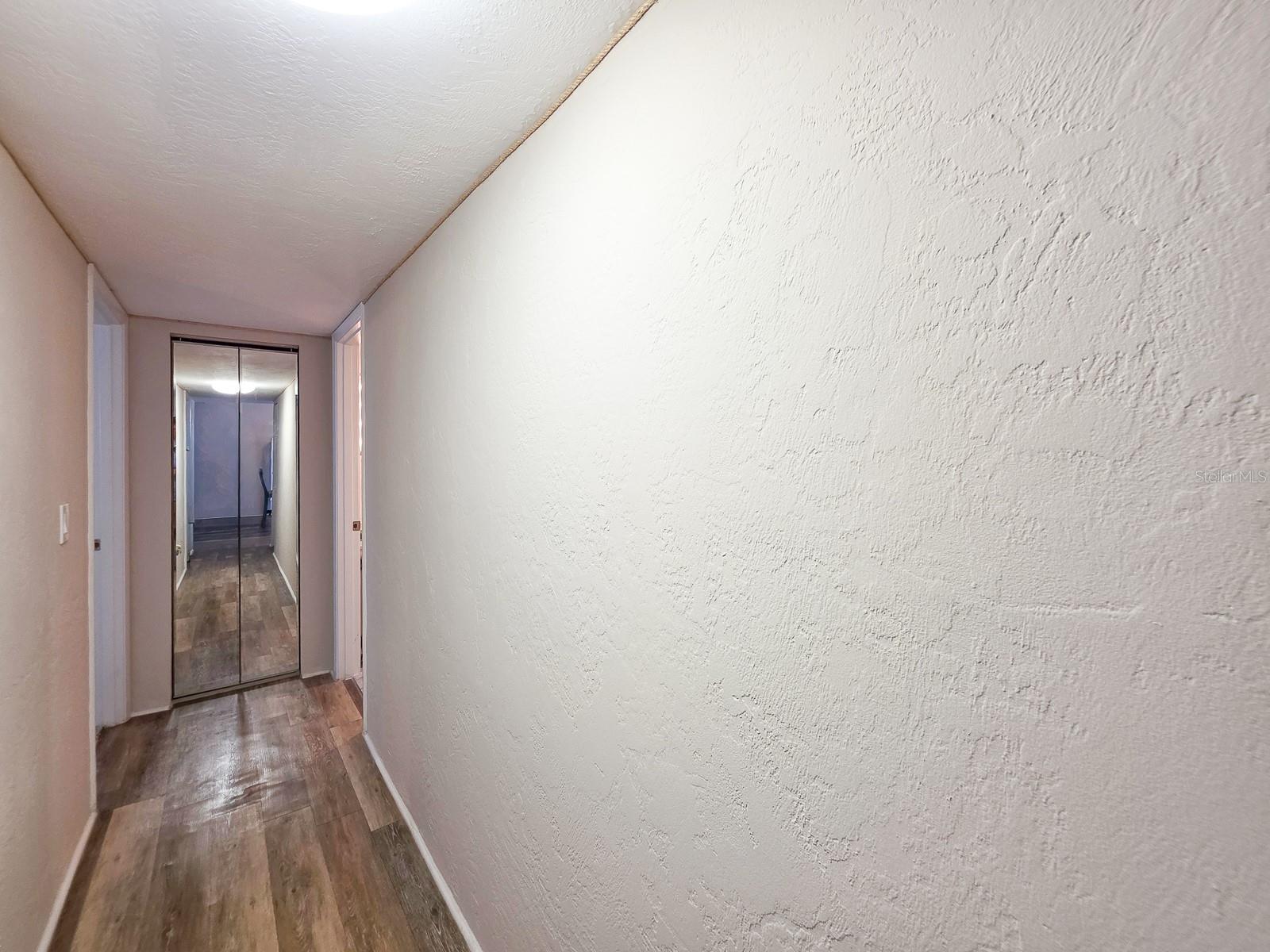 Image 21 of 58 For 3606 Peninsula Drive 605