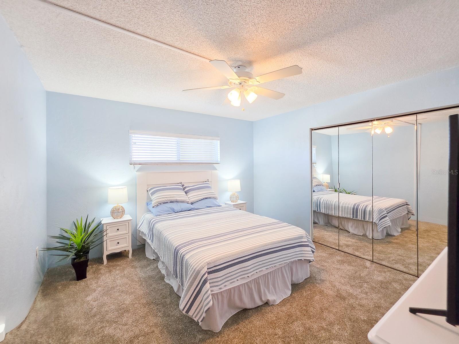 Image 22 of 58 For 3606 Peninsula Drive 605