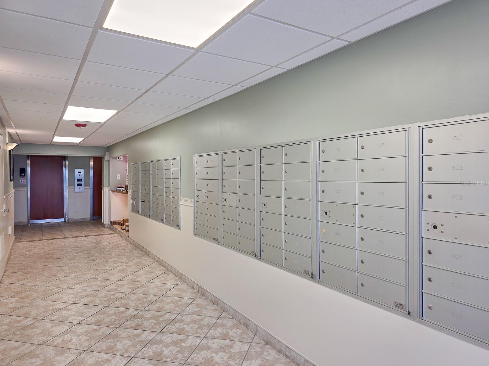 Image 45 of 58 For 3606 Peninsula Drive 605