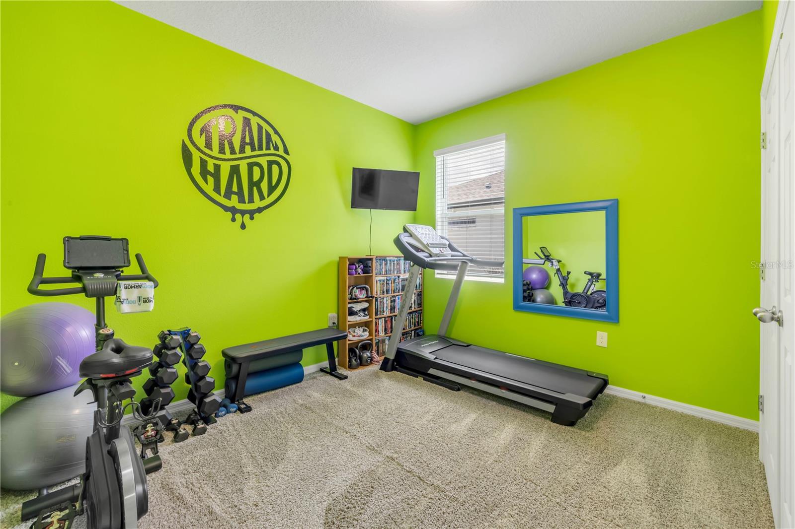 Image 22 of 31 For 2744 Neverland Drive