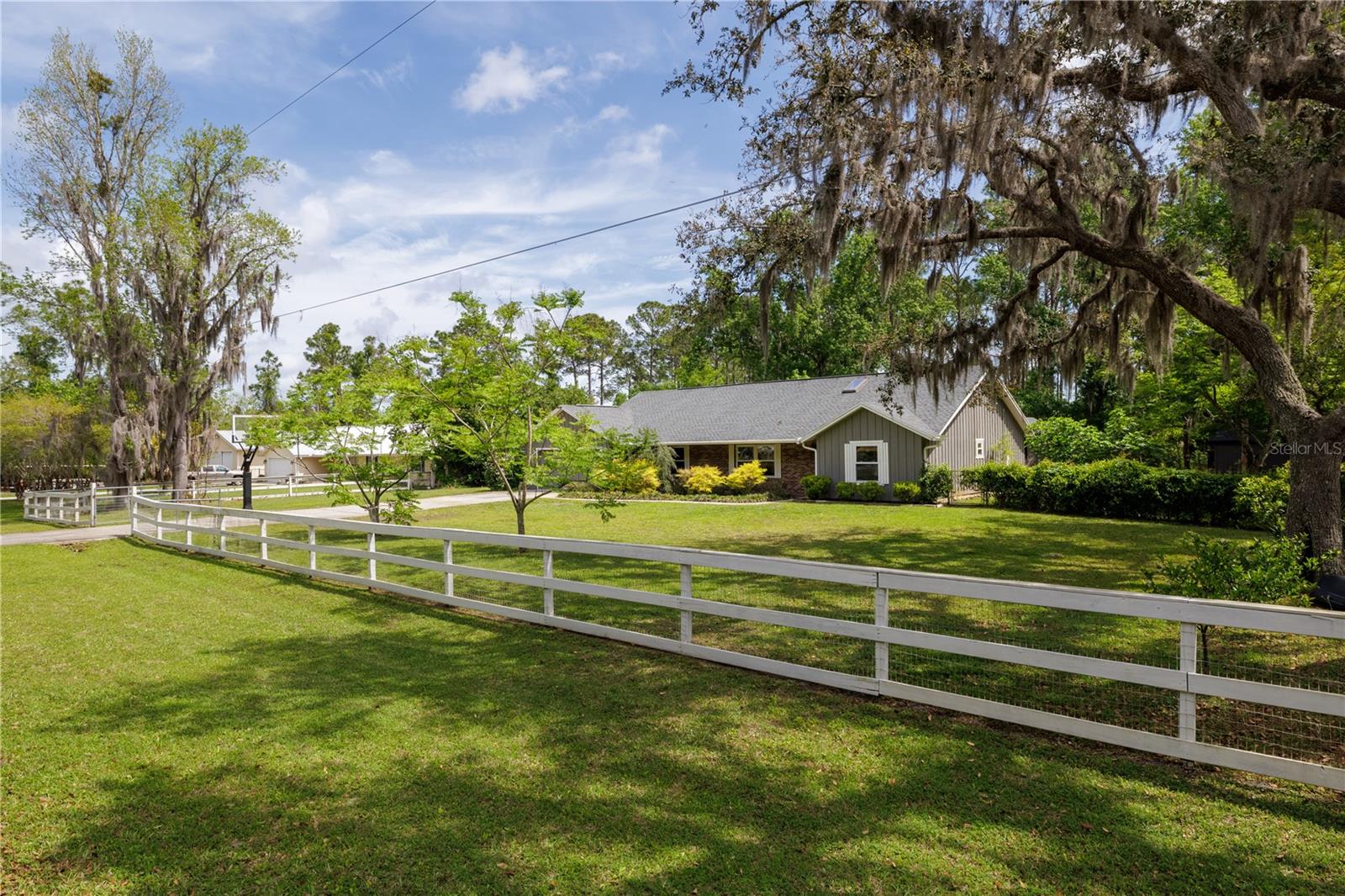 Image 40 of 40 For 379 Oakridge Road