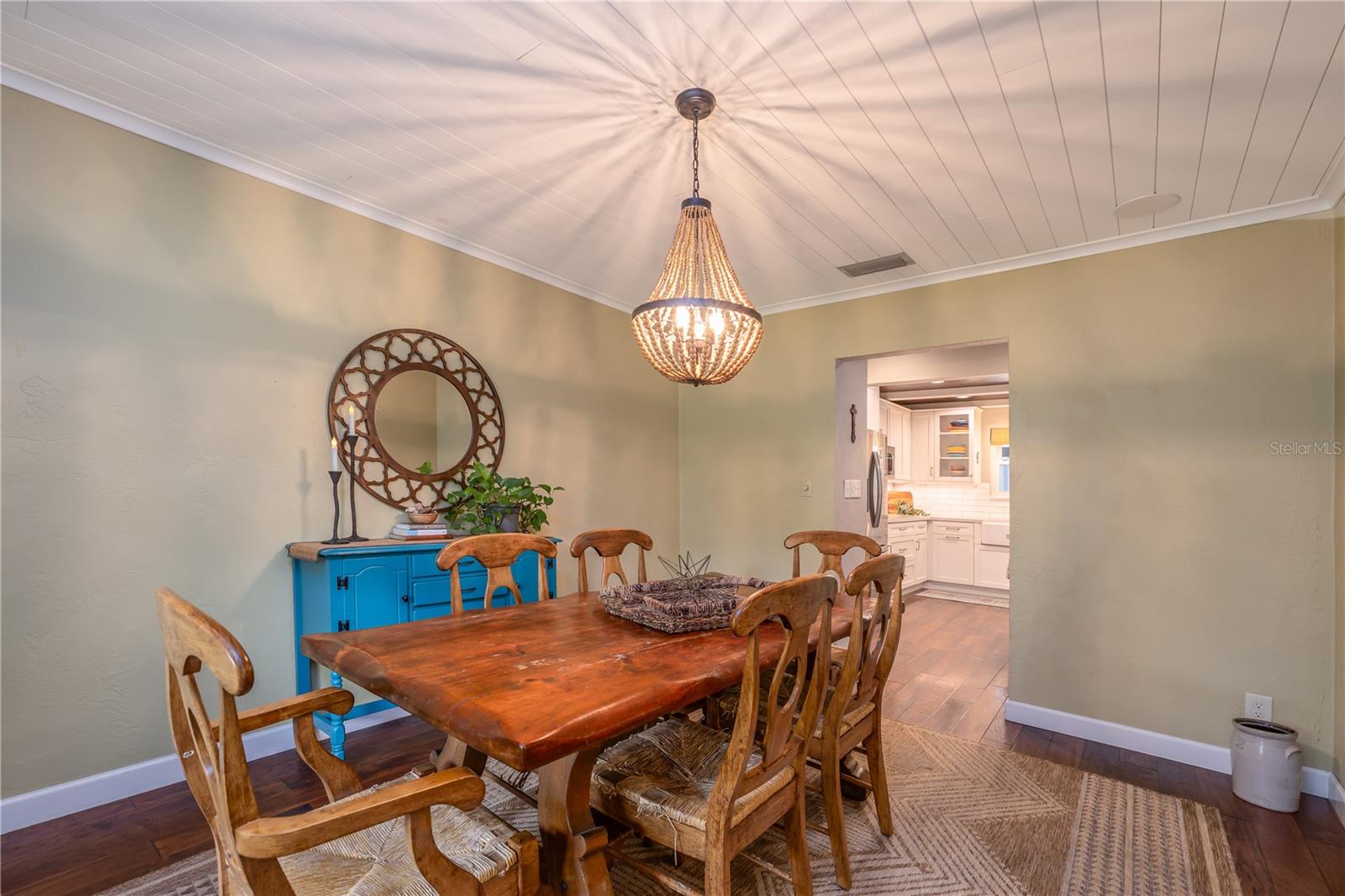 Image 9 of 40 For 379 Oakridge Road