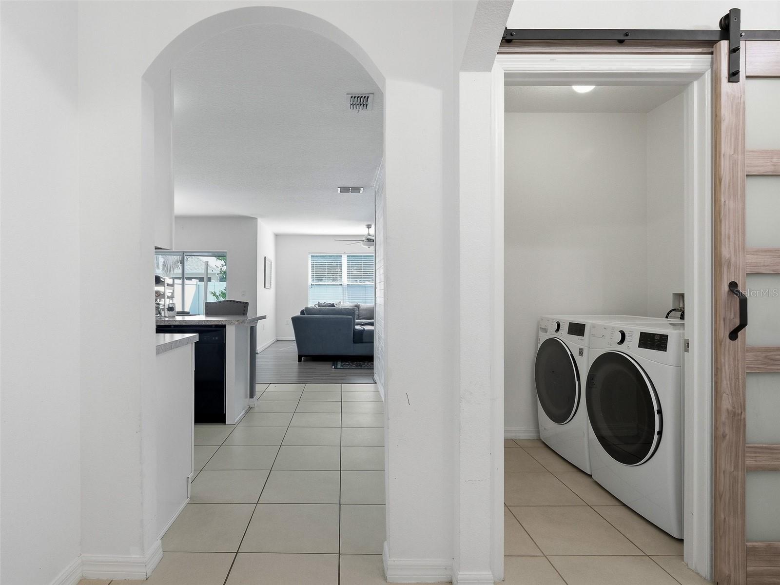 Image 10 of 37 For 2707 Star Coral Lane