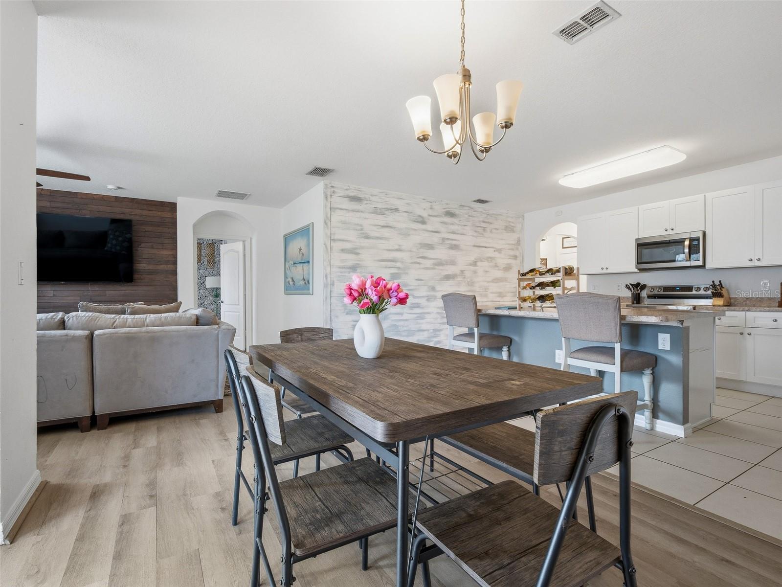 Image 15 of 37 For 2707 Star Coral Lane